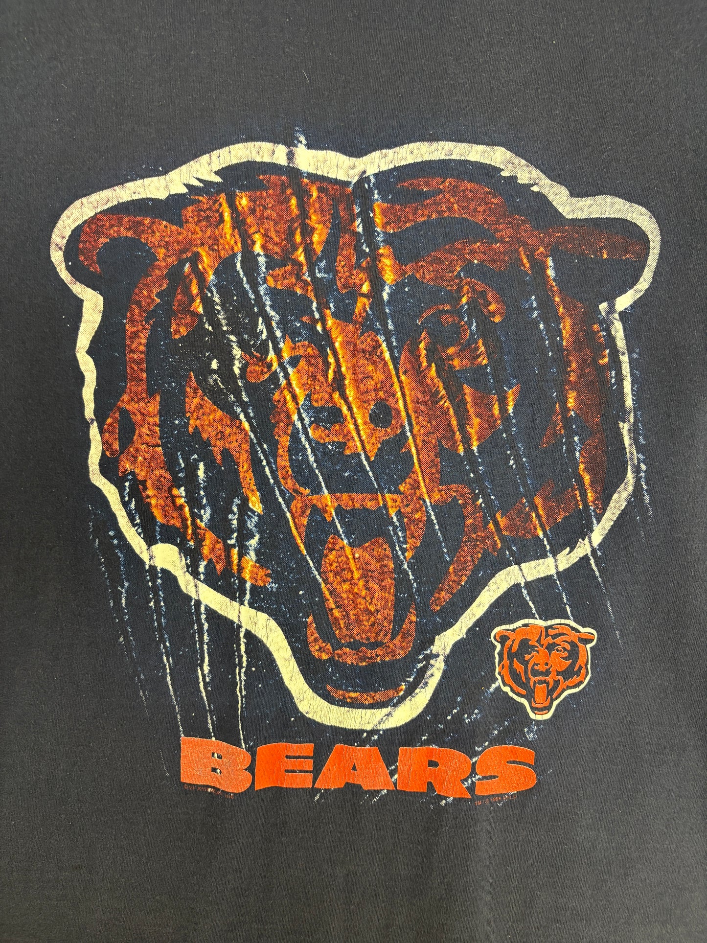 Chicago Bears Graphic Tee | Size Medium | Vintage 1990s NFL Football Blue T-Shirt |