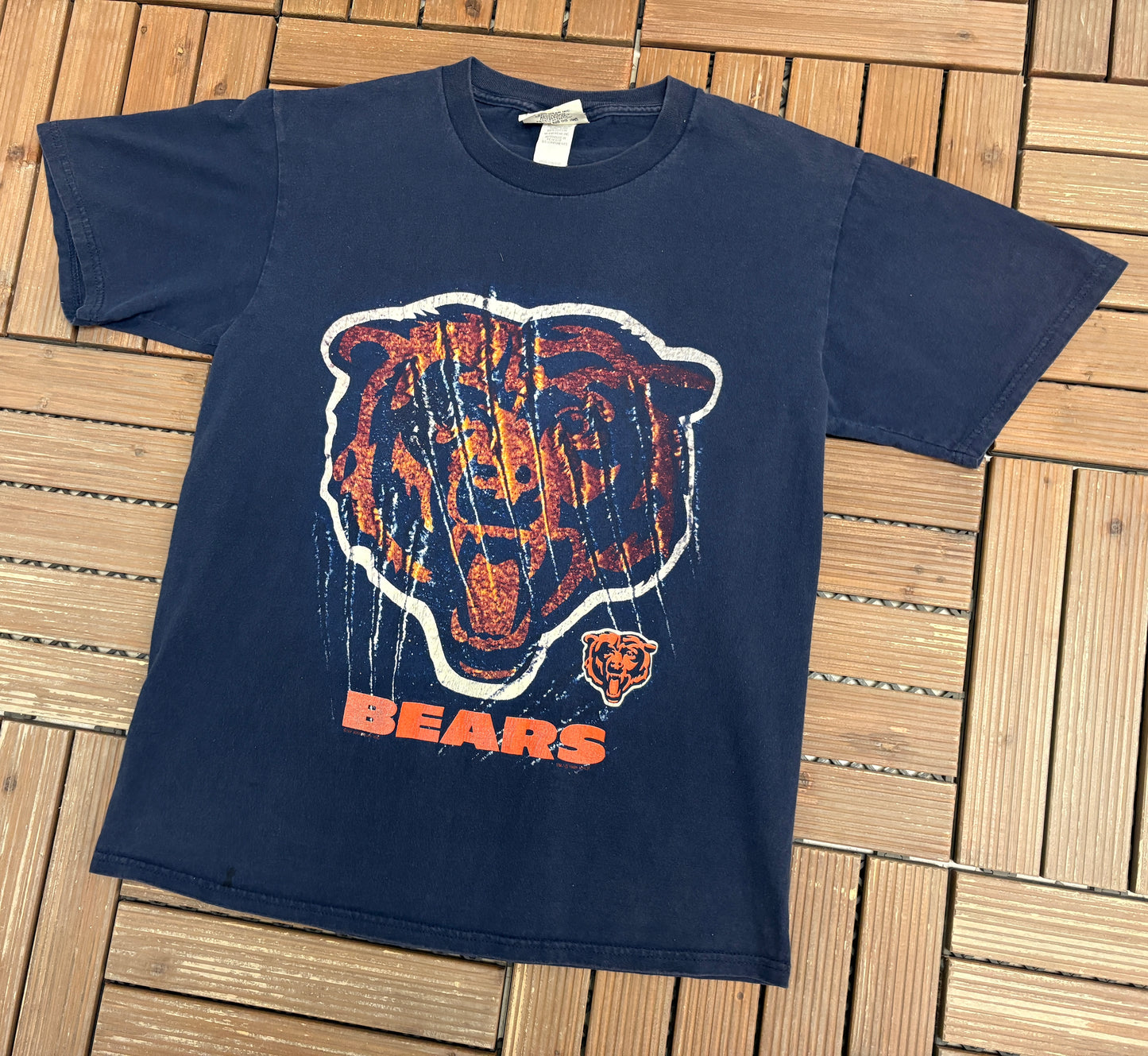Chicago Bears Graphic Tee | Size Medium | Vintage 1990s NFL Football Blue T-Shirt |