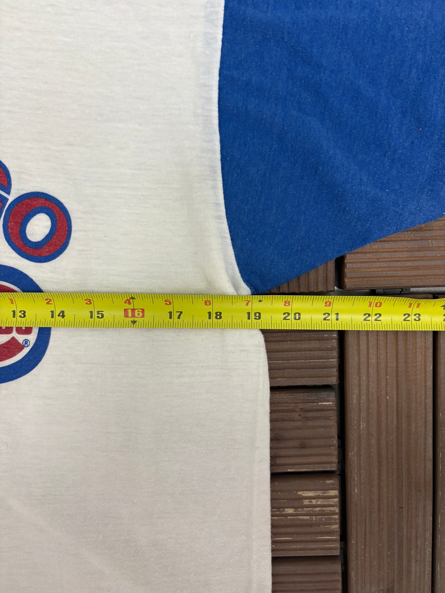 Chicago Cubs Graphic Tee | Size X-Large | Vintage 1980s MLB Baseball White T-Shirt |