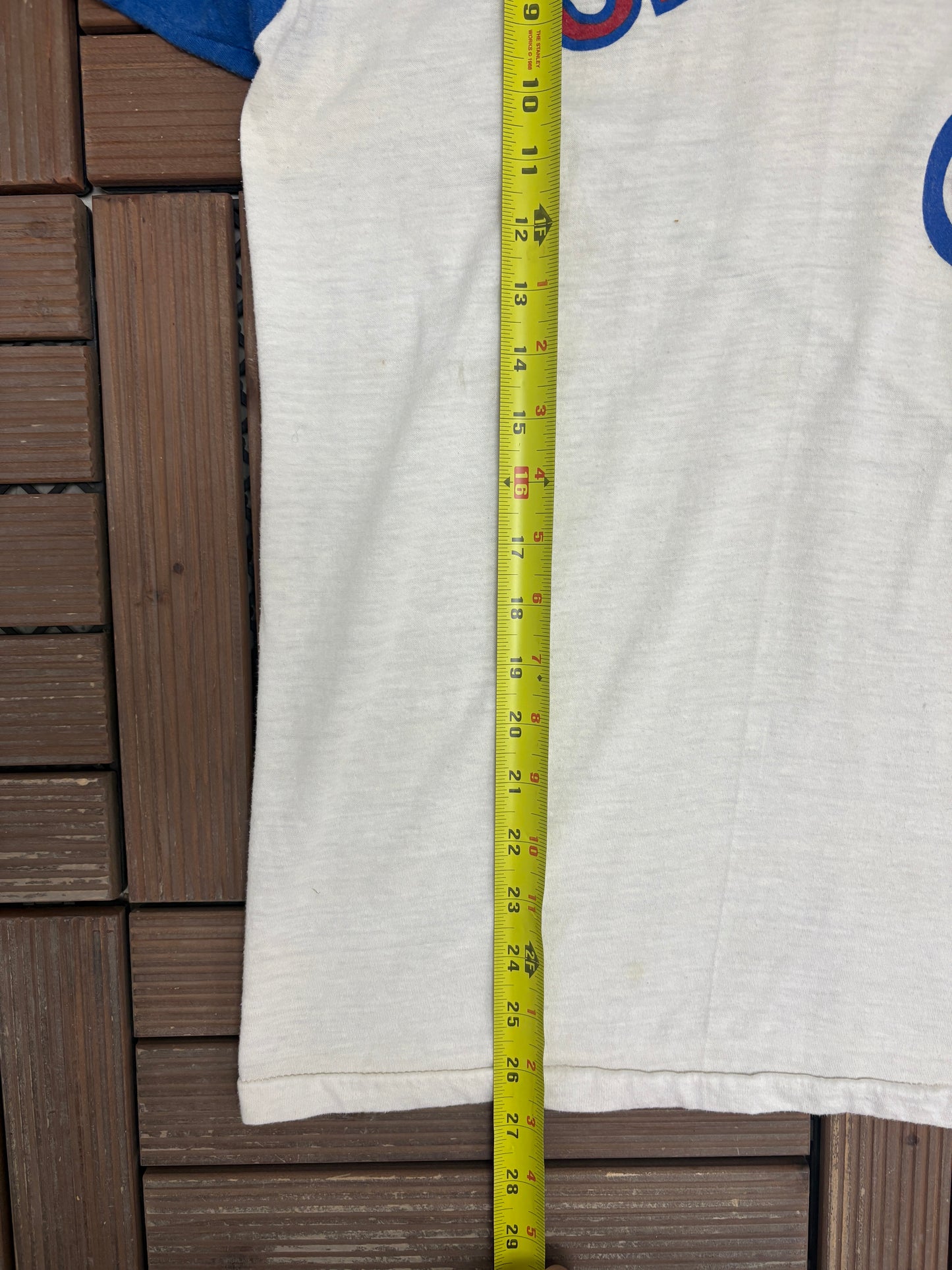 Chicago Cubs Graphic Tee | Size X-Large | Vintage 1980s MLB Baseball White T-Shirt |