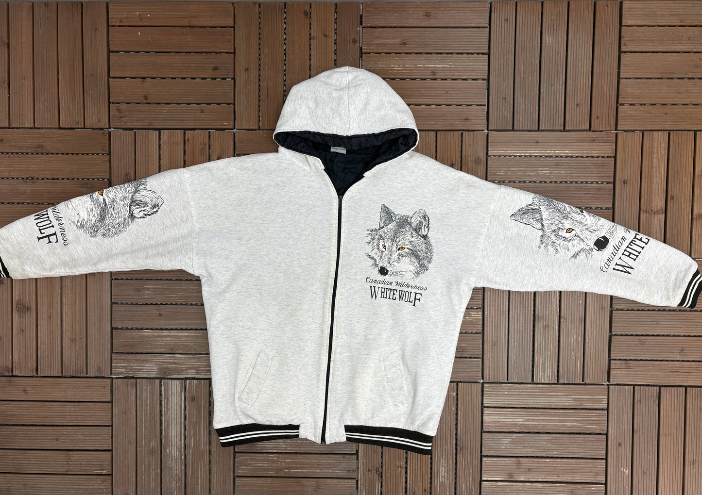 Canadian Wilderness White Wolf Graphic Hoodie | Size XX-Large | Vintage 1990s Animal Grey Sweater |
