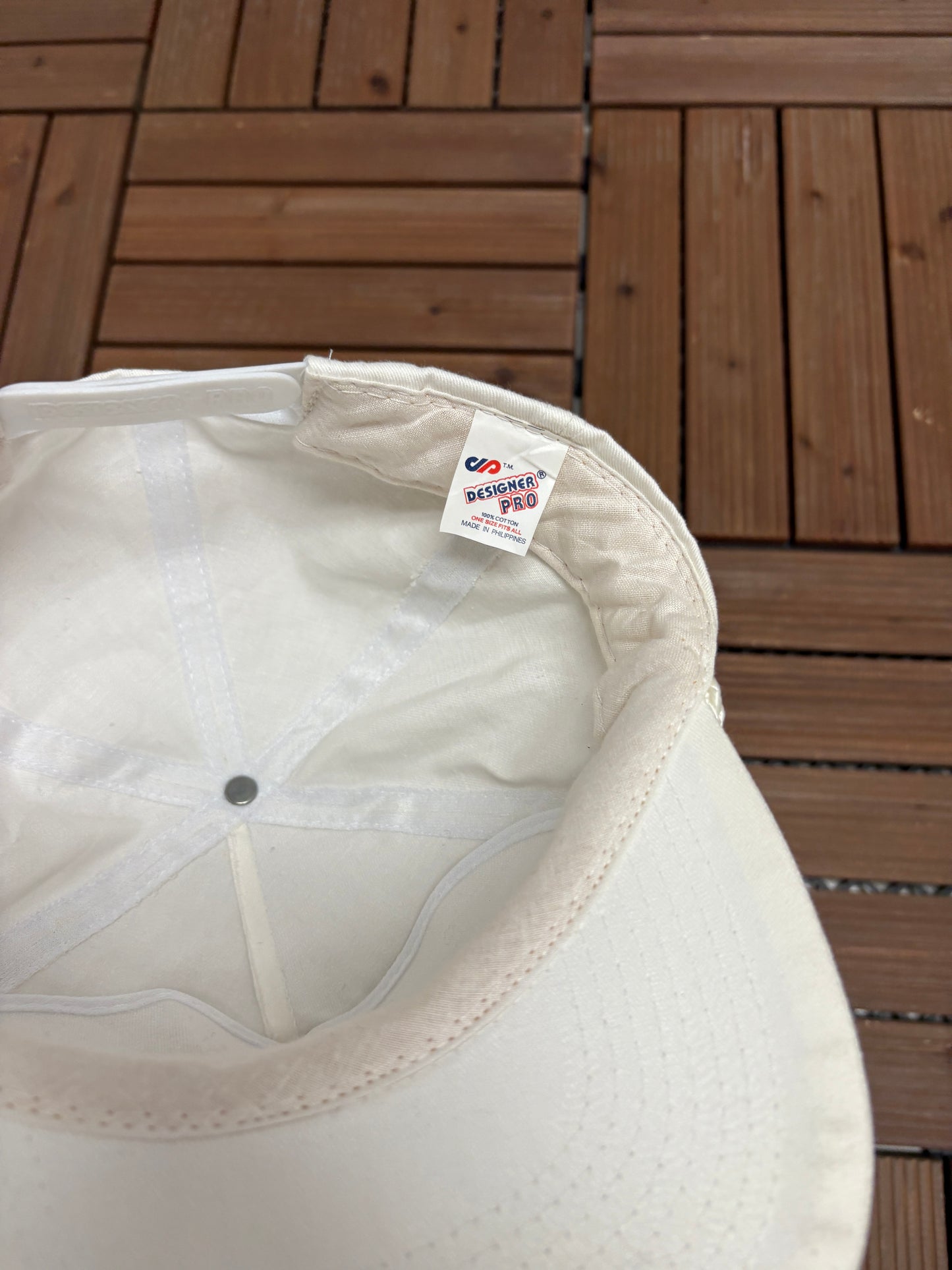Sand Trap & Water Hazard Tour Guide Graphic Hat | Snap Back | Vintage 1990s Golf White Cap |