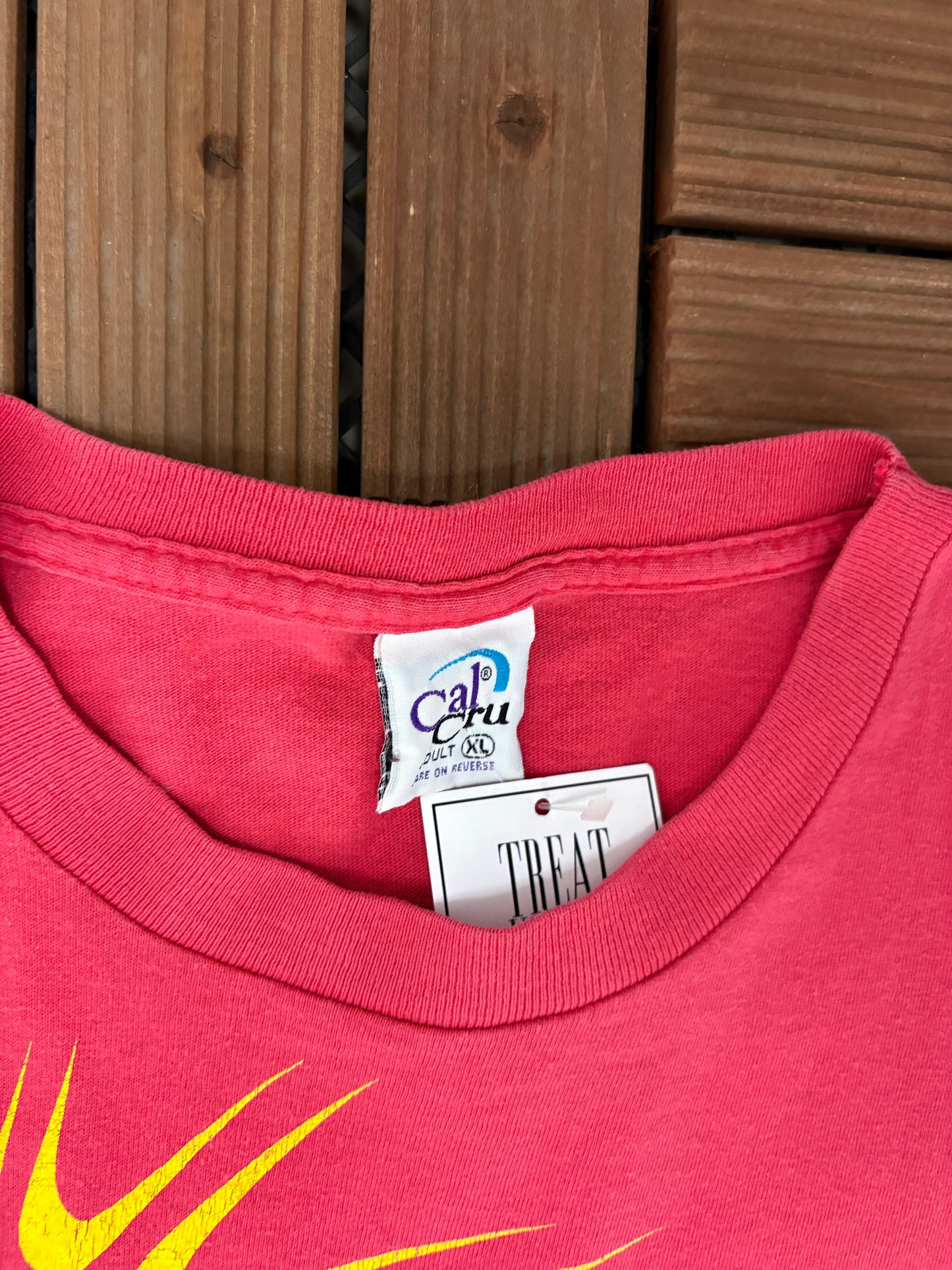 EAA Fly-In Sun N' Fun Graphic Tee | Size X-Large | Vintage 1990s Promotional Red T-Shirt |