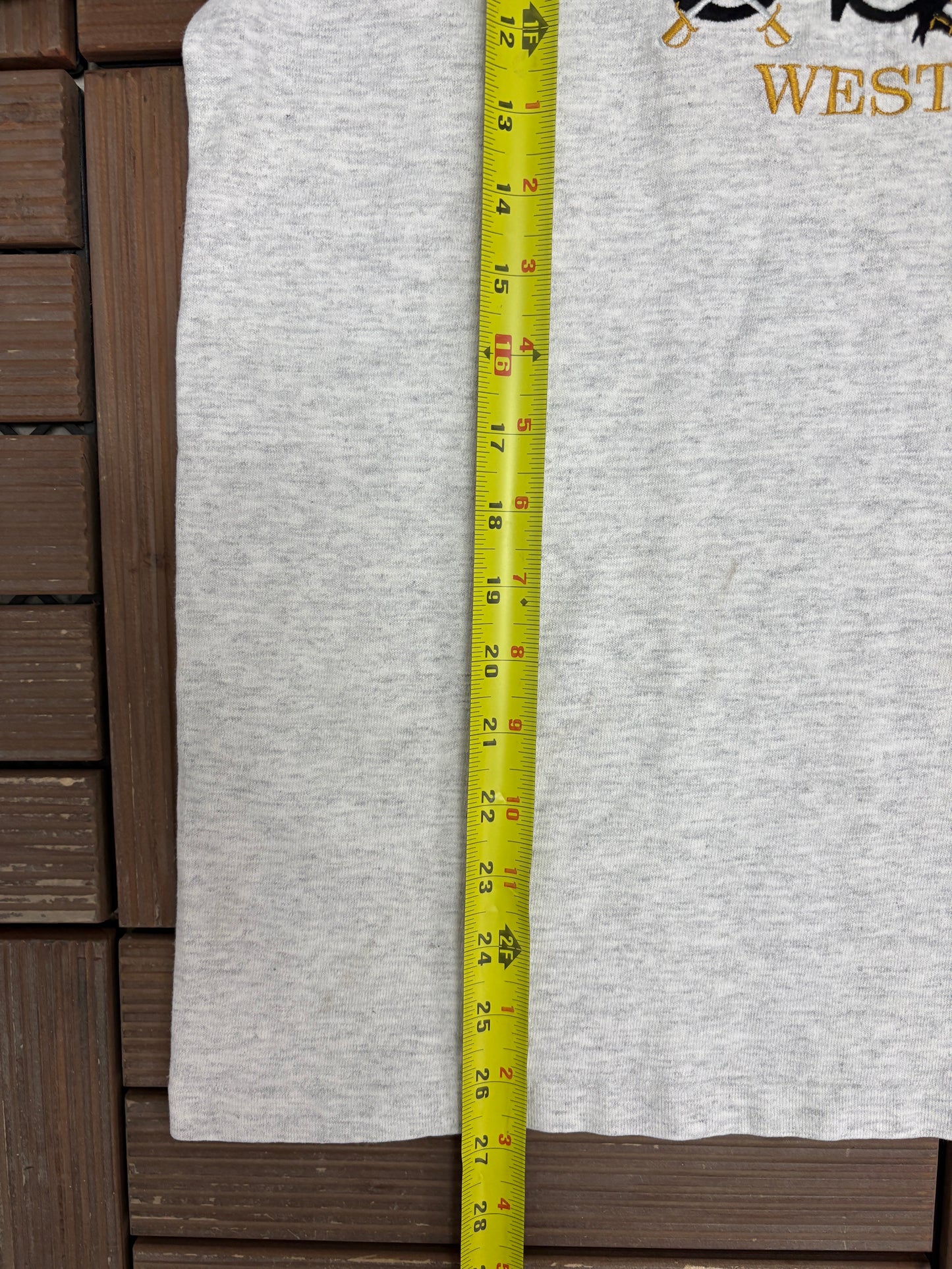 United States Military Academy West Point Embroidered Graphic Tee | Size Medium | Vintage 1990s Grey T-Shirt |