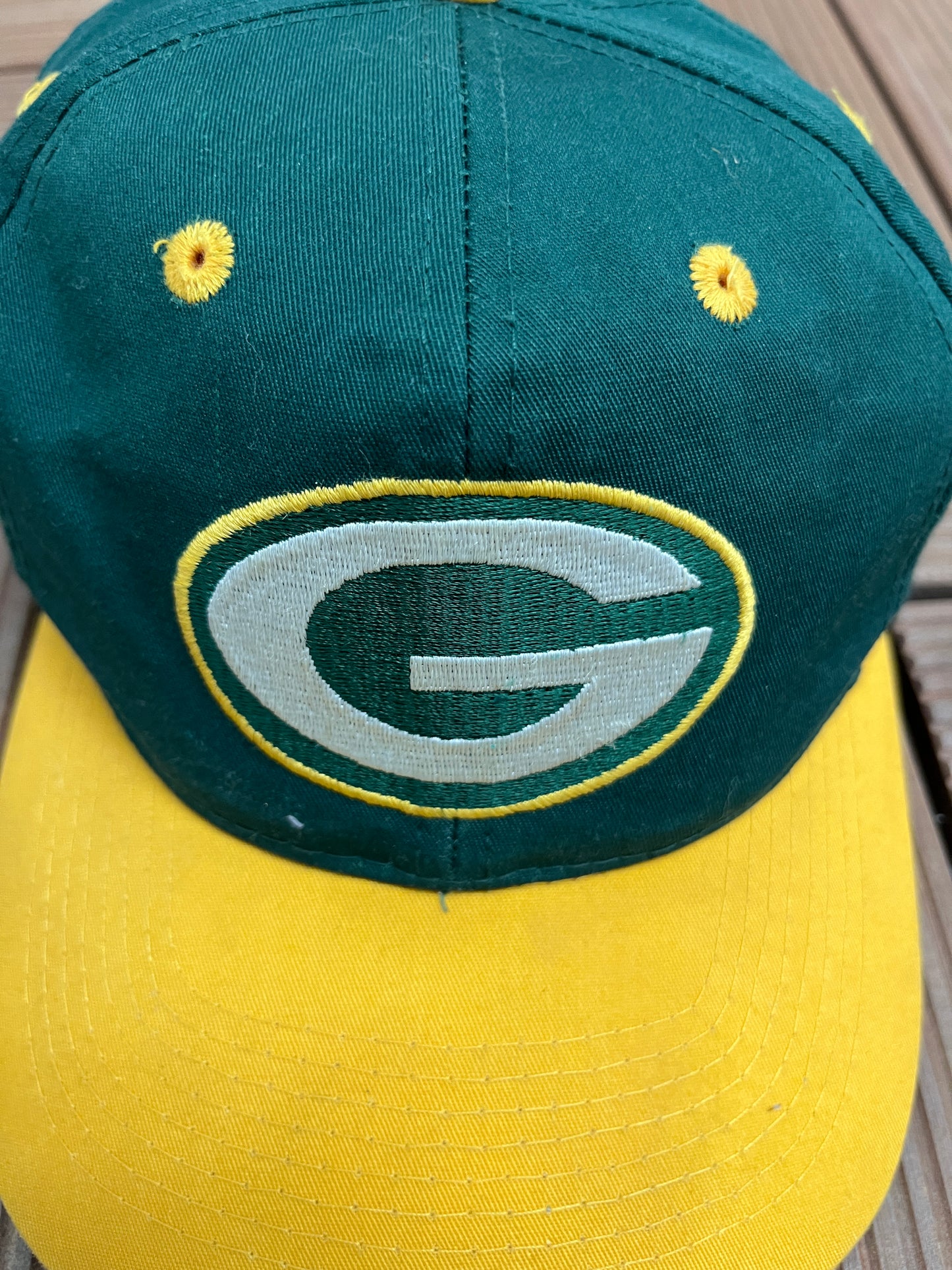 Green Bay Packers Embroidered Graphic Hat | Snap Back | Vintage 1990s NFL Football Green Cap |