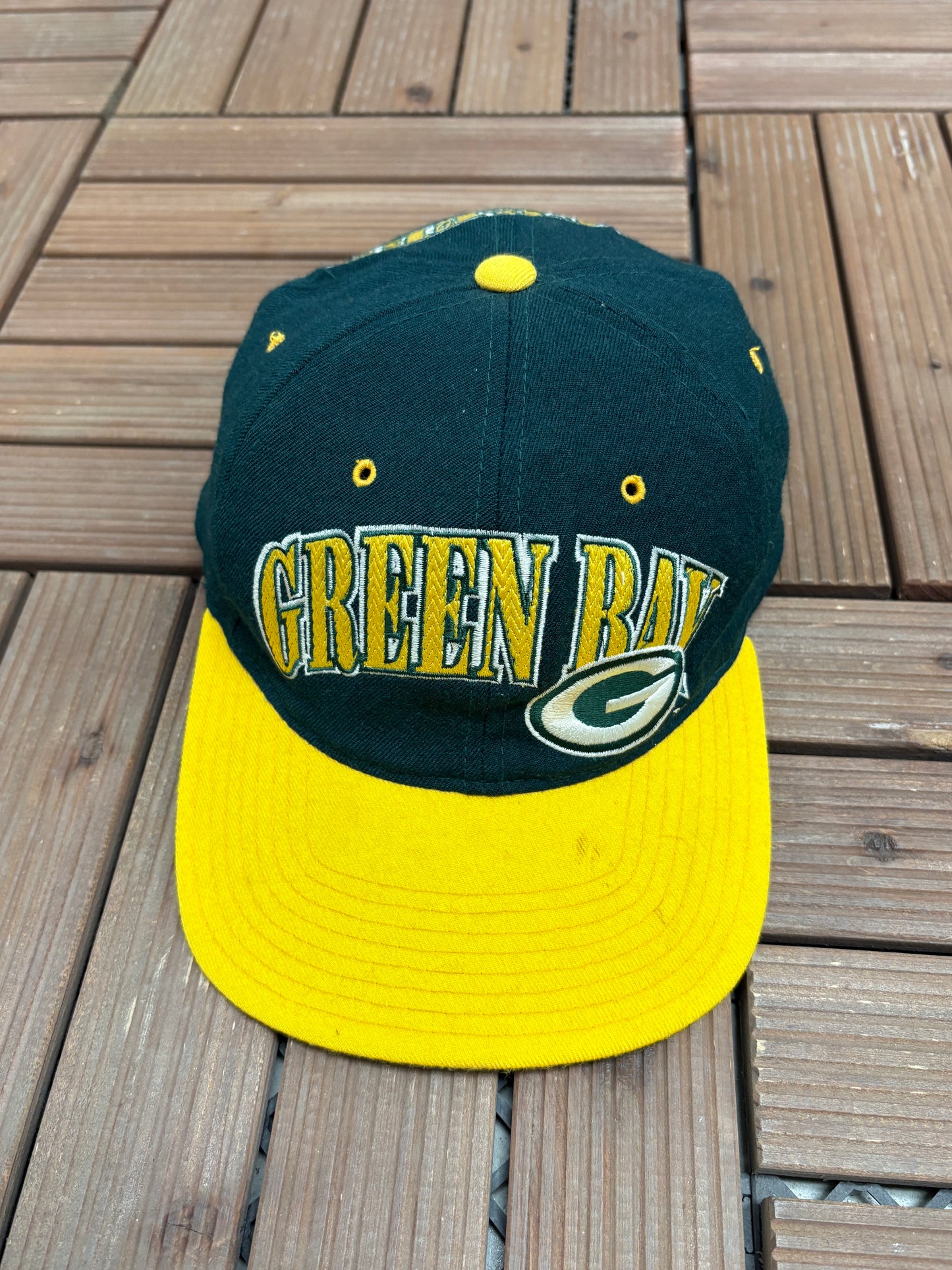 Green Bay Packers Embroidered Graphic Hat | Snap Back | Vintage 1990s Starter NFL Football Green Cap |