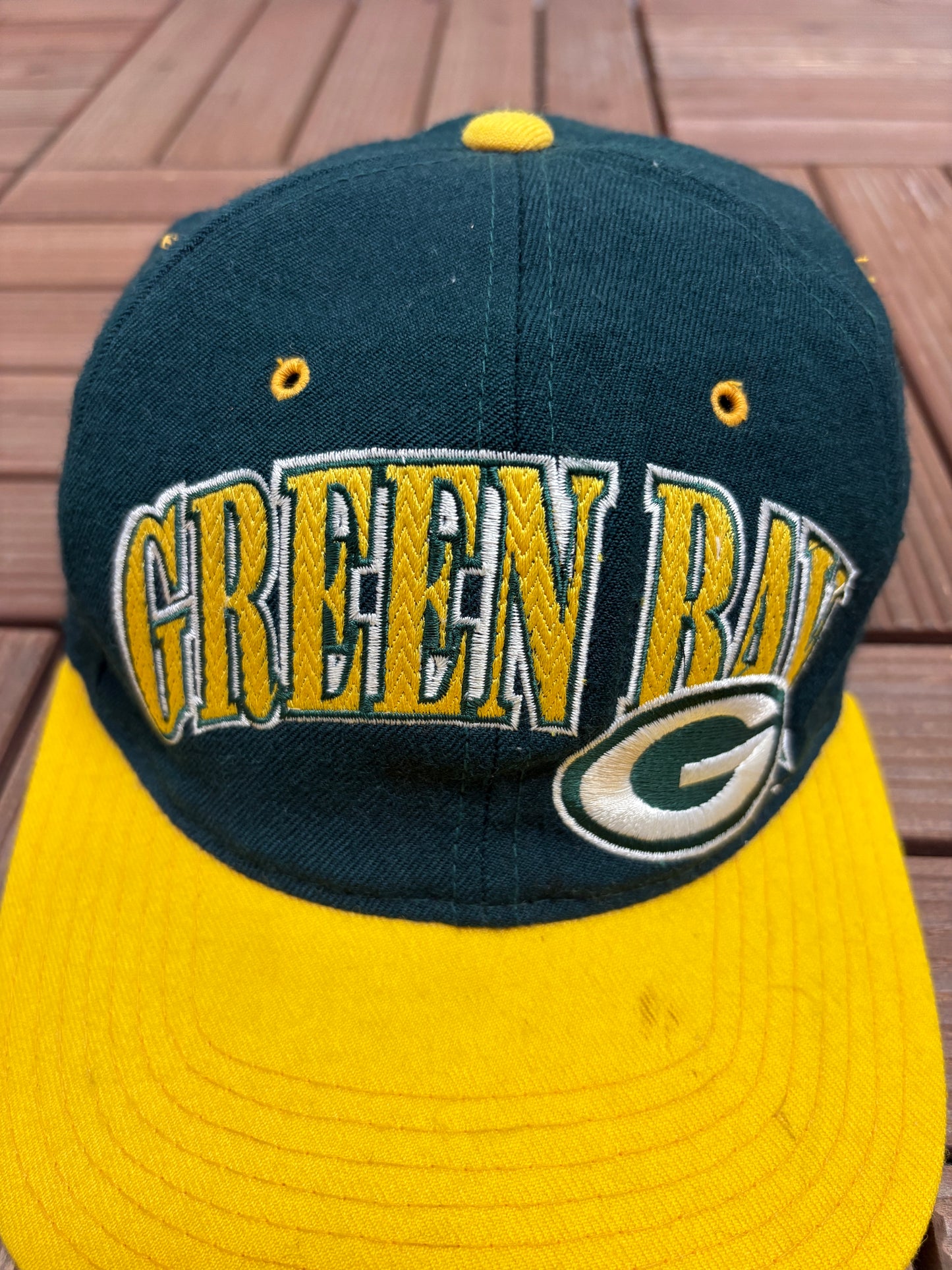Green Bay Packers Embroidered Graphic Hat | Snap Back | Vintage 1990s Starter NFL Football Green Cap |