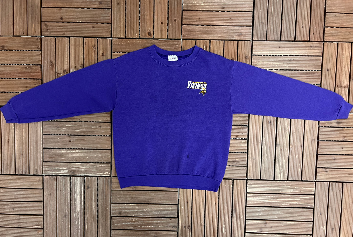 Minnesota Vikings Embroidered Graphic Crewneck | Size Small | Vintage 1990s NFL Football Purple Sweater |