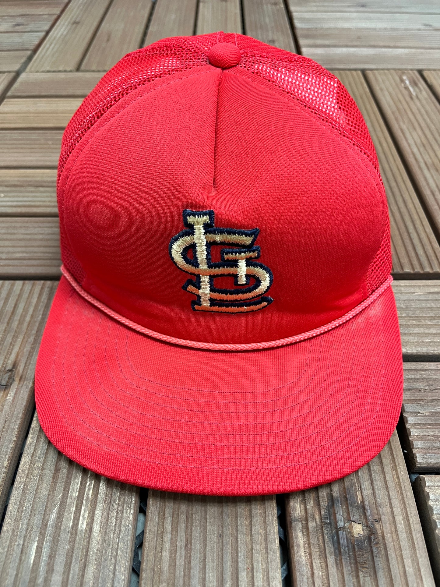 St. Louis Cardinals Embroidered Graphic Hat | Snap Back | Vintage 1990s MLB Baseball Trucker Red Cap |