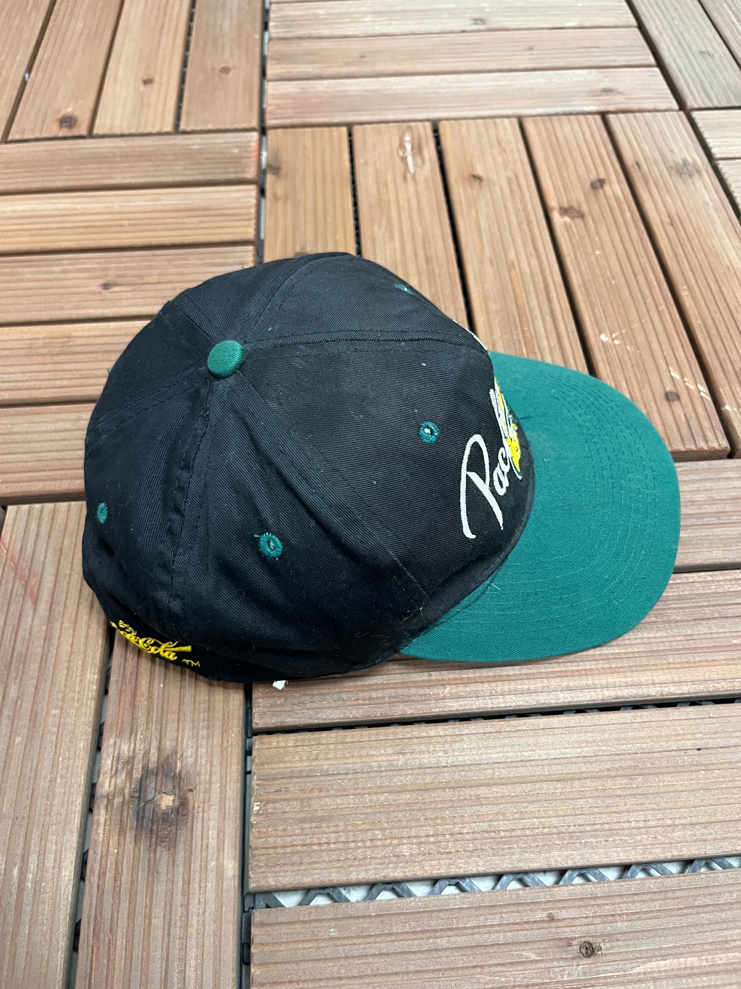 Green Bay Packers Embroidered Graphic Hat | Snap Back | Vintage 1990s NFL Football Black Cap |