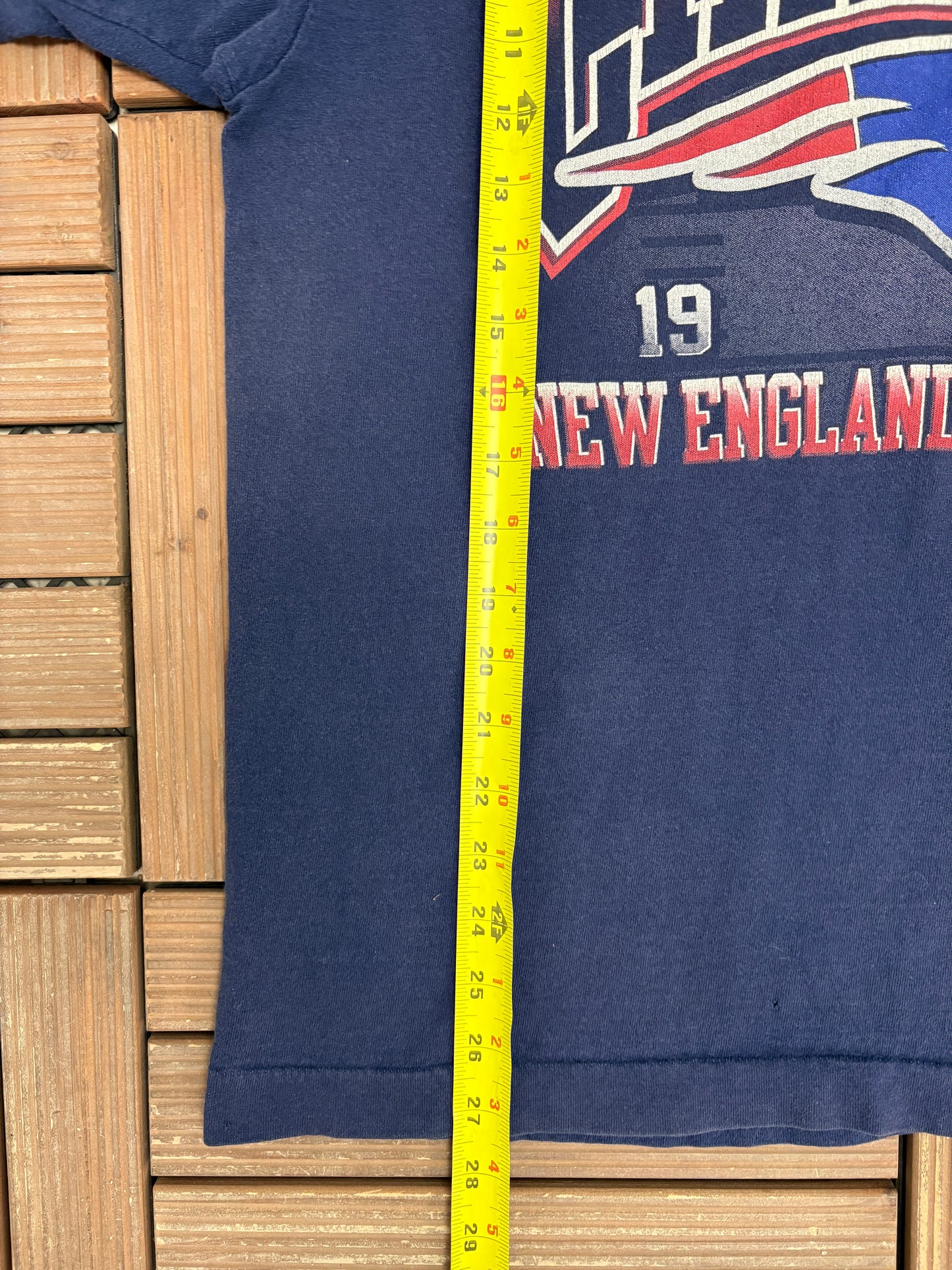 New England Patriots Division Champs 1996 Graphic Tee | Size Large | Vintage 1990s NFL Football Blue T-Shirt |