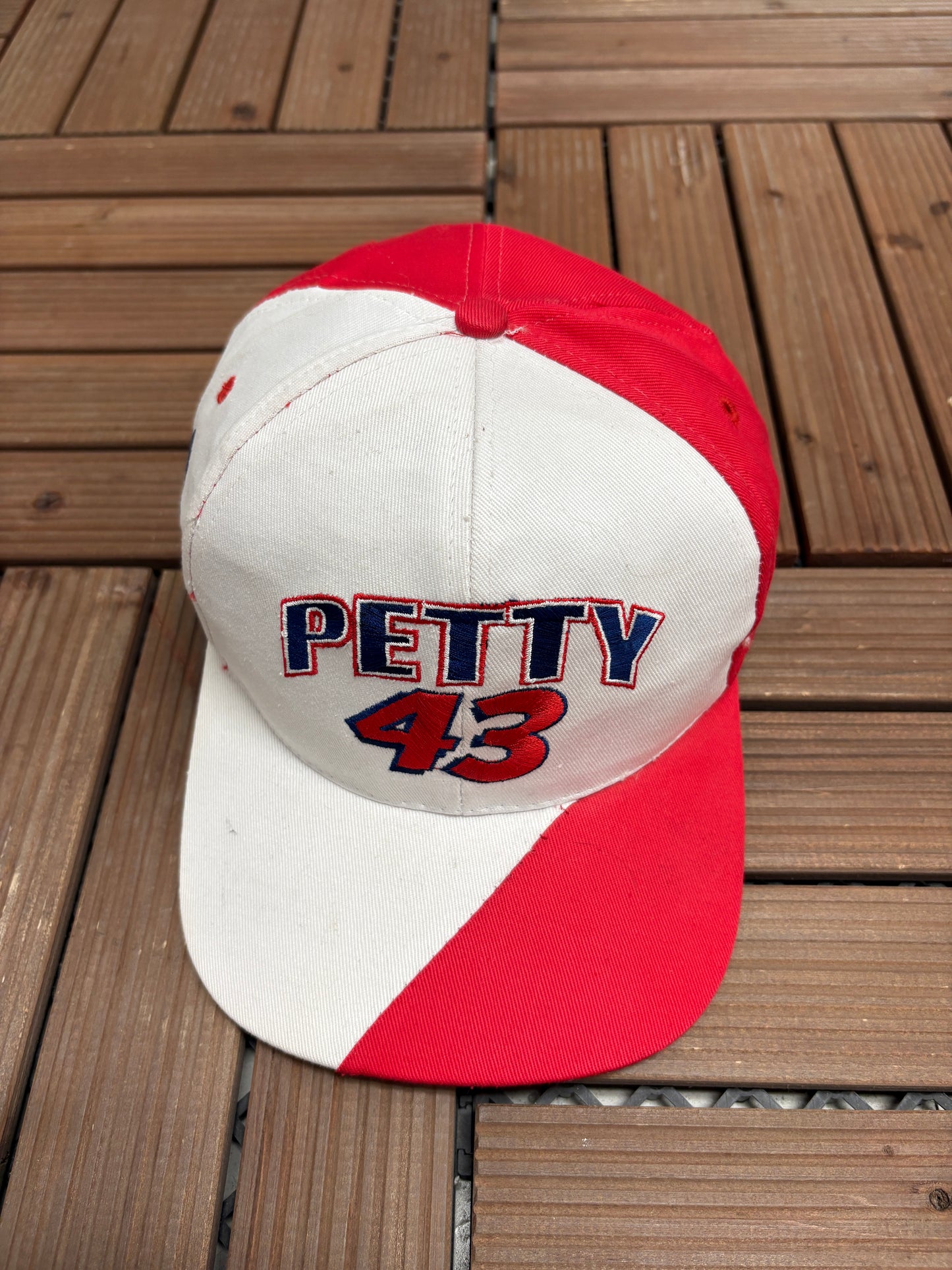 Richard Petty #43 NASCAR Embroidered Hat | Snap Back | Vintage 2000s Racing White Cap |