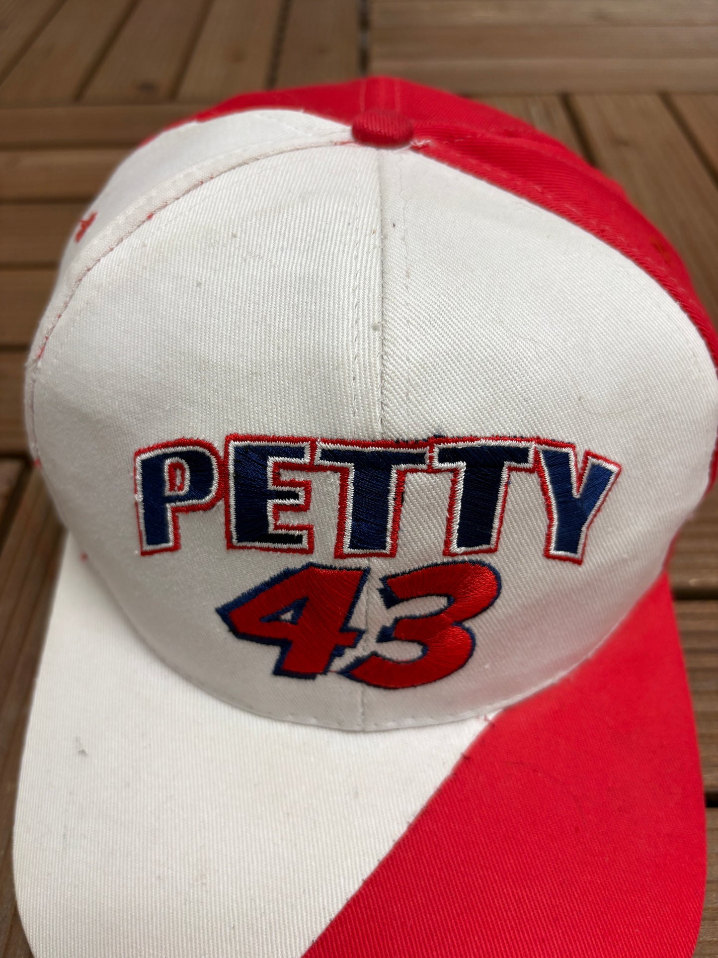 Richard Petty #43 NASCAR Embroidered Hat | Snap Back | Vintage 2000s Racing White Cap |