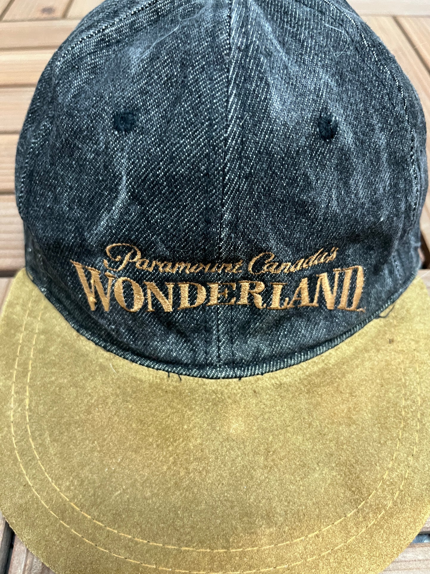 Paramount Canada's Wonderland Graphic Hat | Metal Clasp | Vintage 1990s Promotional Grey Cap |