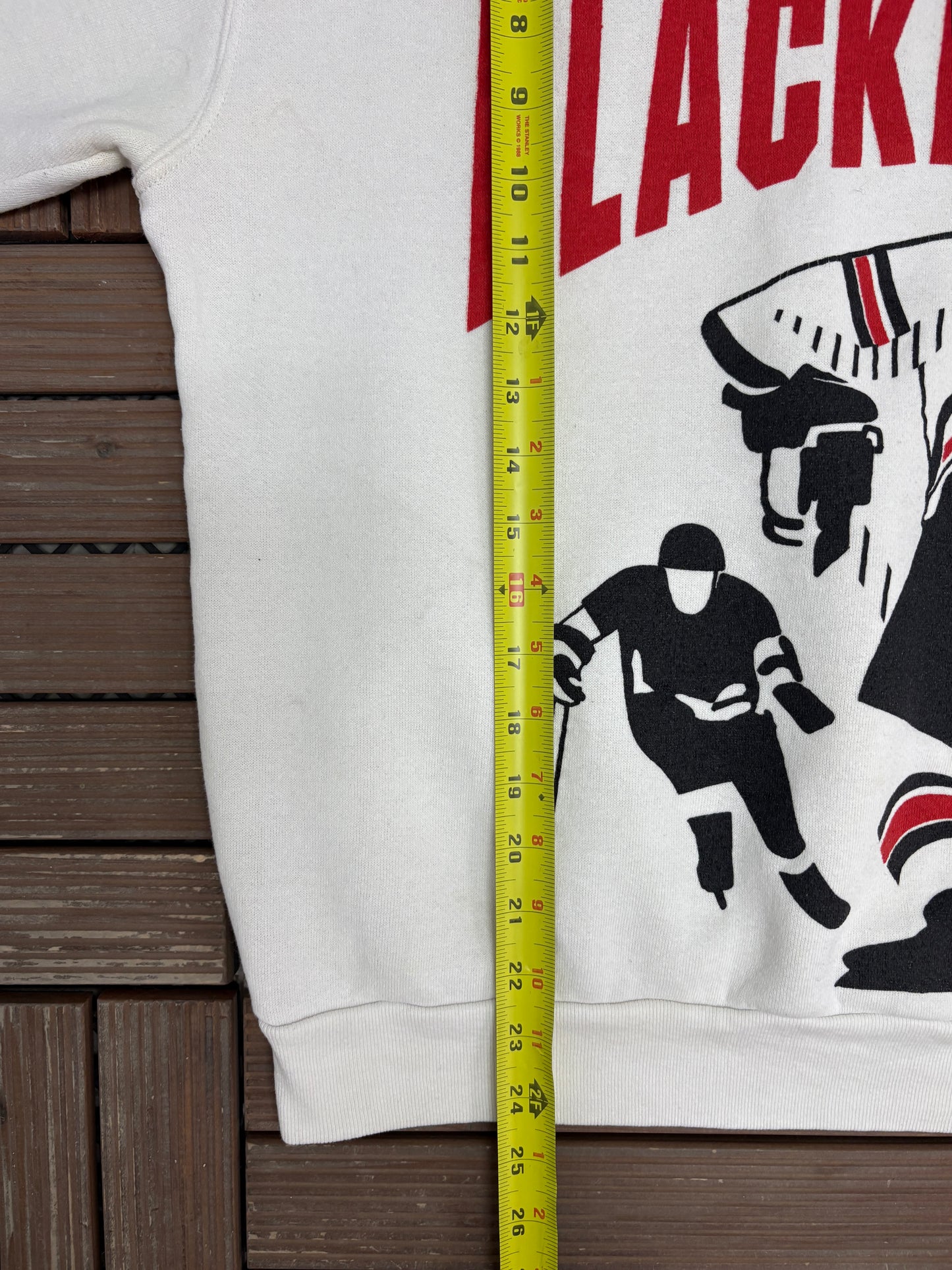 Chicago Blackhawks Graphic Crewneck | Size X-Large | Vintage 1990s NHL Hockey AOP White Sweater |