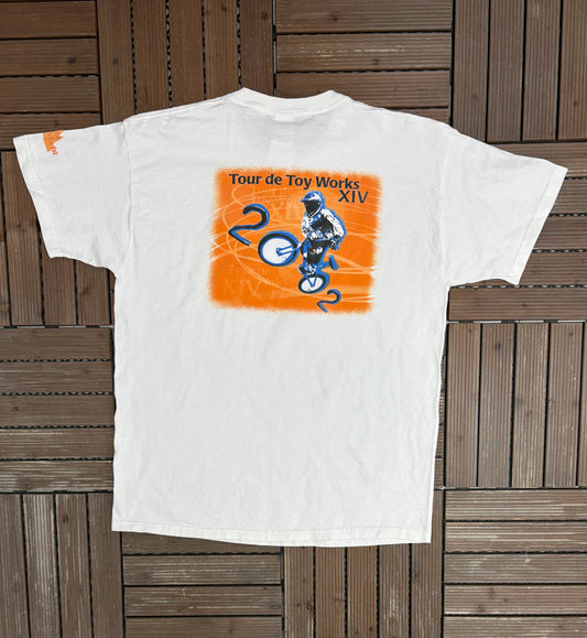 Tour De Toy Works 2002 Graphic Tee | Size X-Large | Vintage 2000s Biker Motorcycle Tour White T-Shirt |