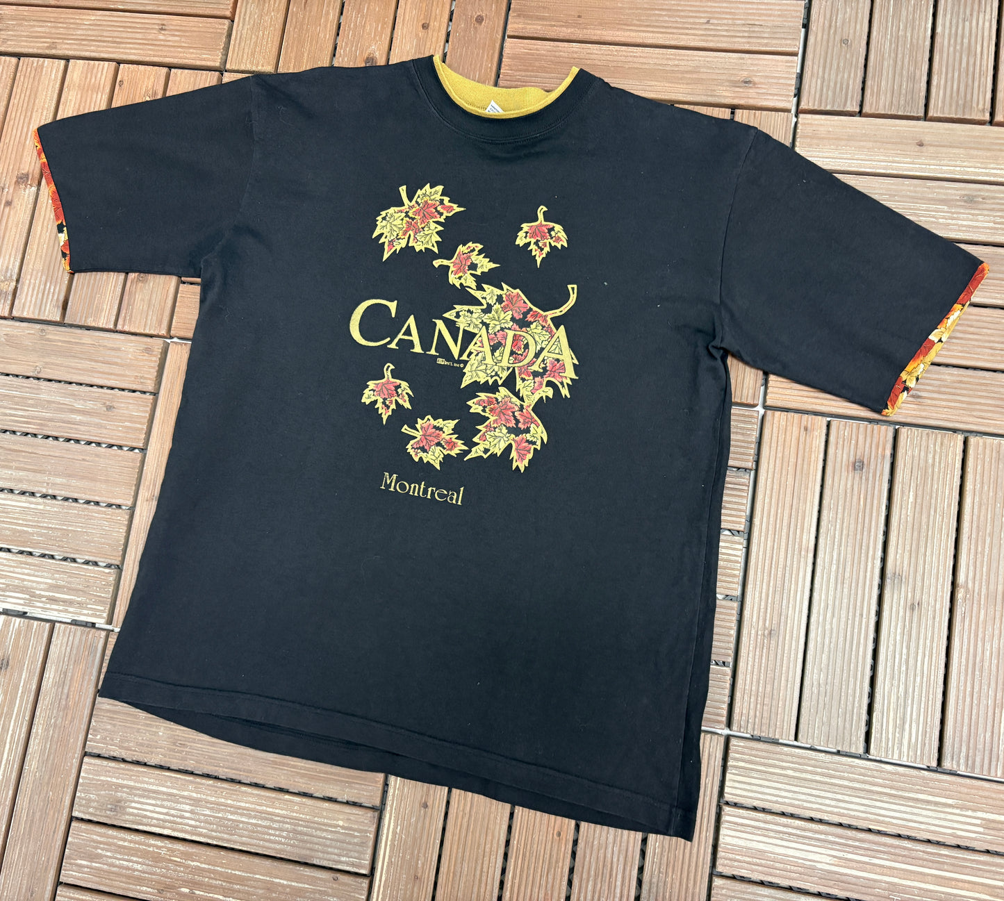Montreal, Canada Maple Leaves Graphic Tee | Size Large | Vintage 1990s Tourist Black T-Shirt |