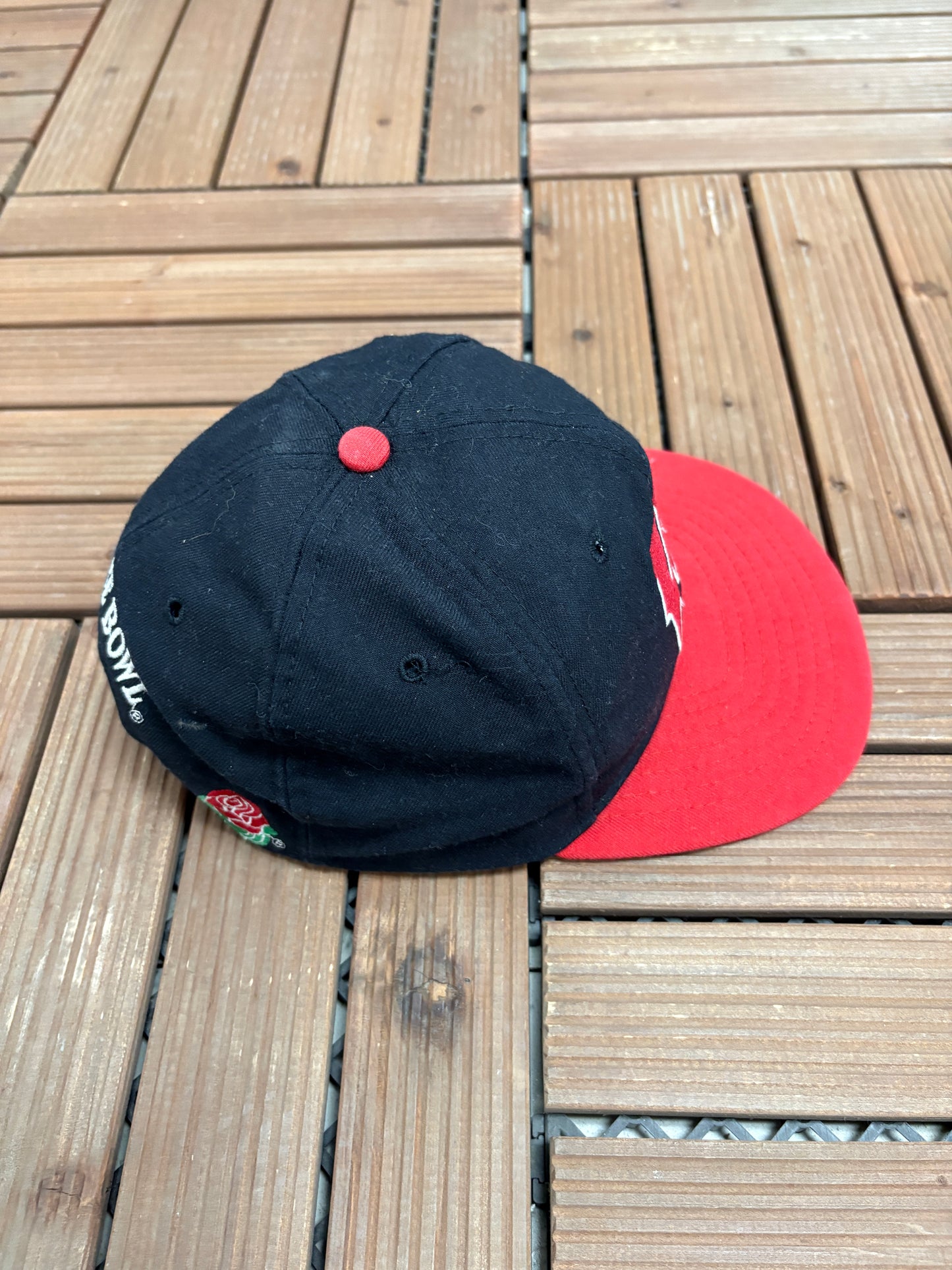 Wisconsin Badgers Rose Bowl 1994 Graphic Hat | Snap Back | Vintage 1990s College Sports Black Cap |