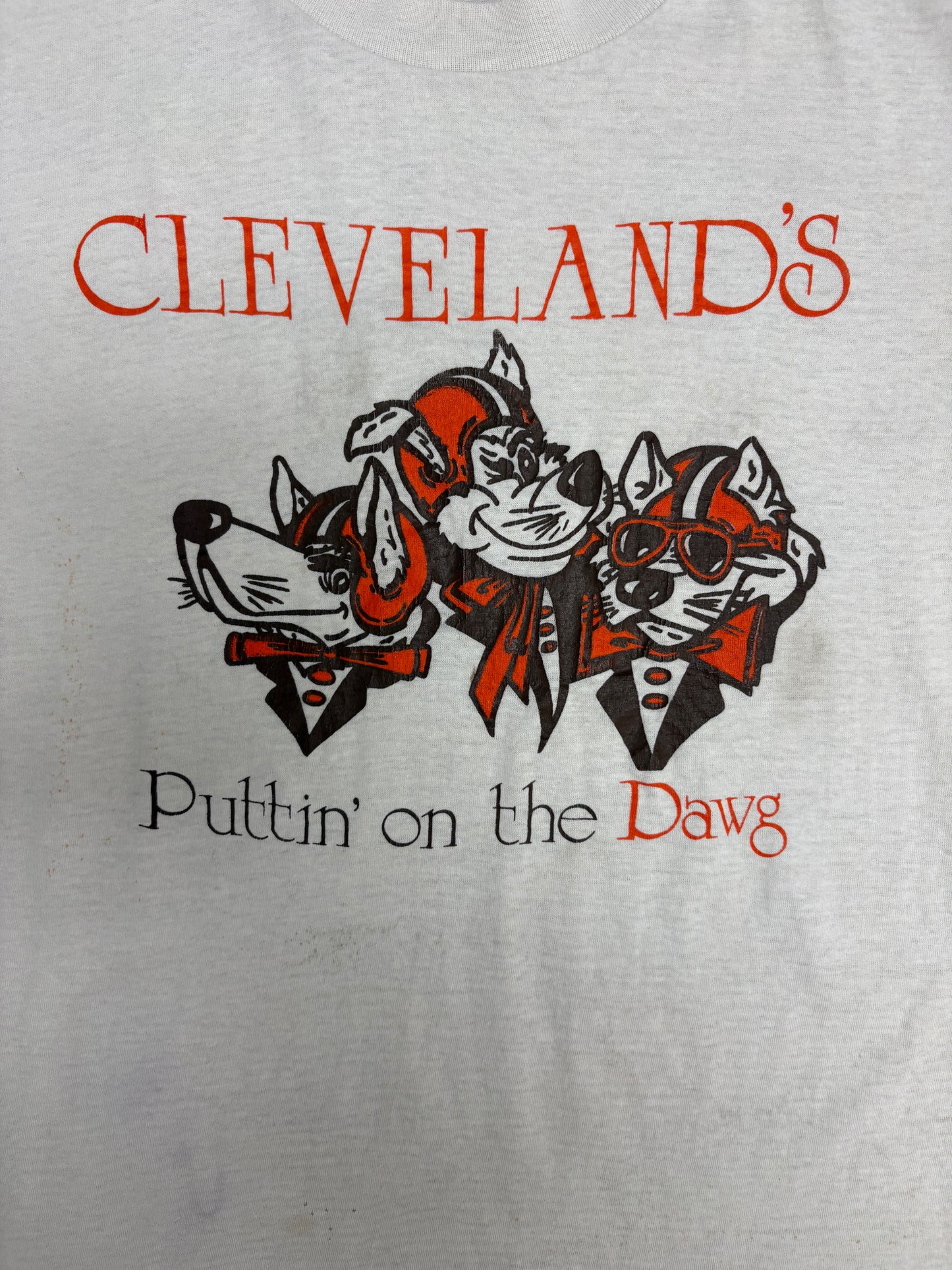 Cleveland Browns Puttin' On The Dawg Graphic Tee | Size X-Large | Vintage 1990s NFL Football White T-Shirt |
