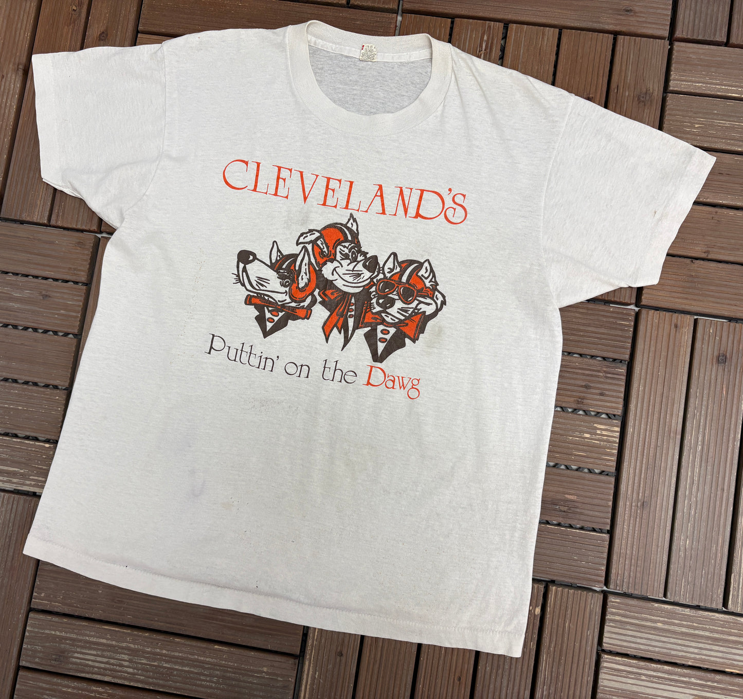 Cleveland Browns Puttin' On The Dawg Graphic Tee | Size X-Large | Vintage 1990s NFL Football White T-Shirt |