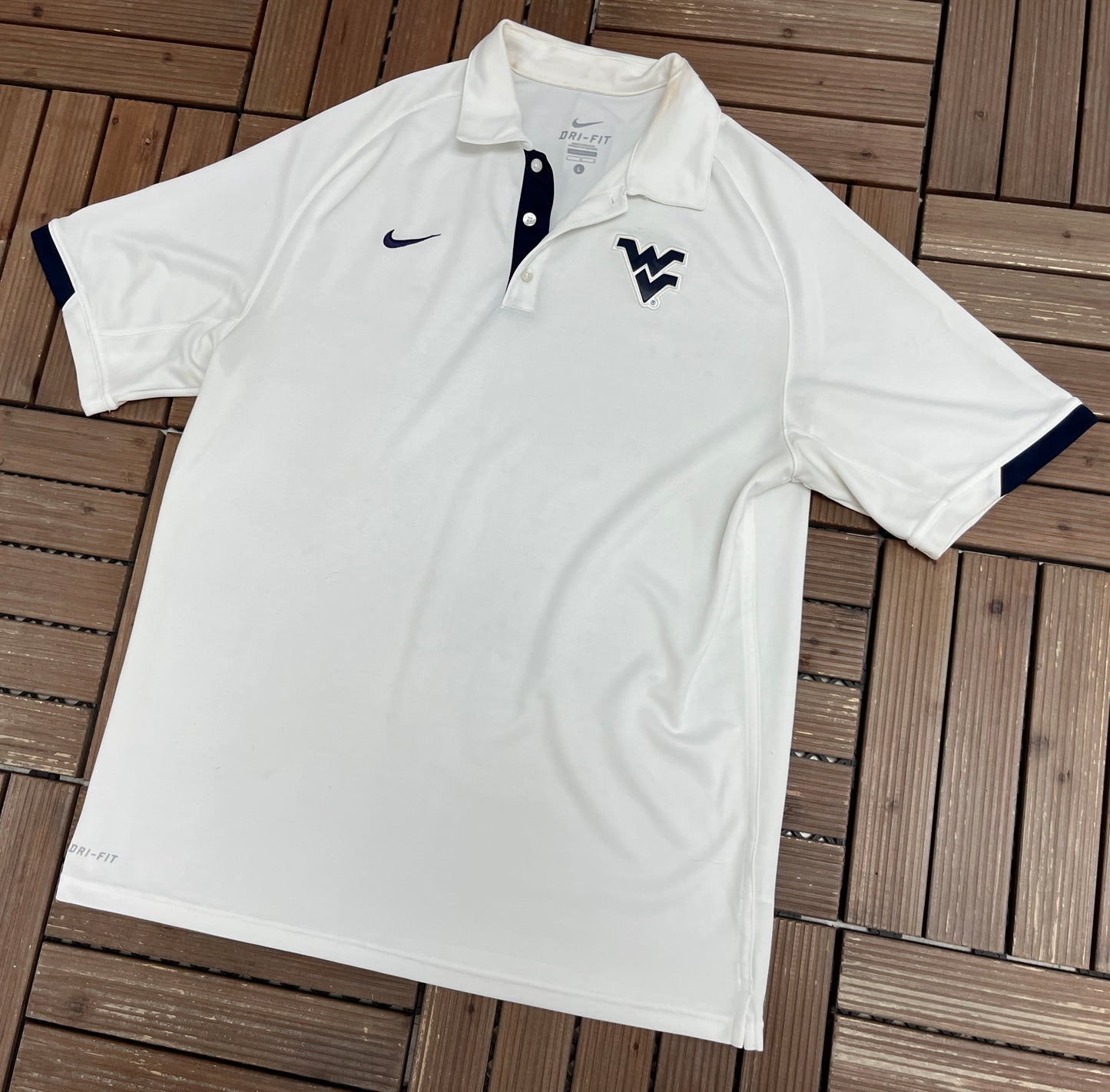 West Virginia Mountaineers Graphic Golf Shirt | Size Large | Modern Nike White T-Shirt |