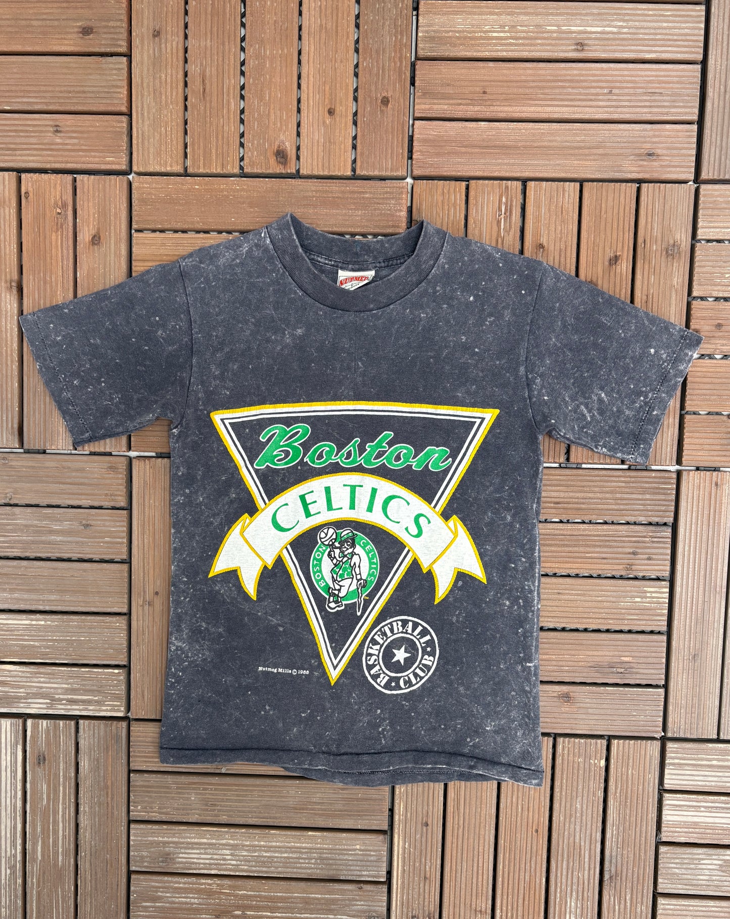 Boston Celtics Graphic Tee | Size Small | Vintage 1980s NBA Basketball Grey T-Shirt |