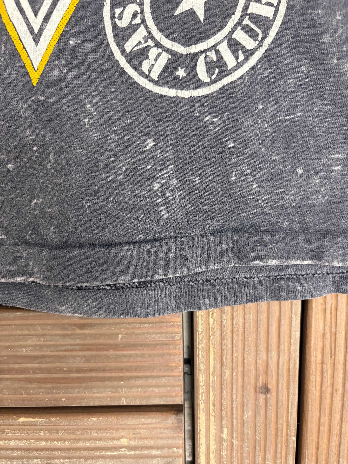 Boston Celtics Graphic Tee | Size Small | Vintage 1980s NBA Basketball Grey T-Shirt |