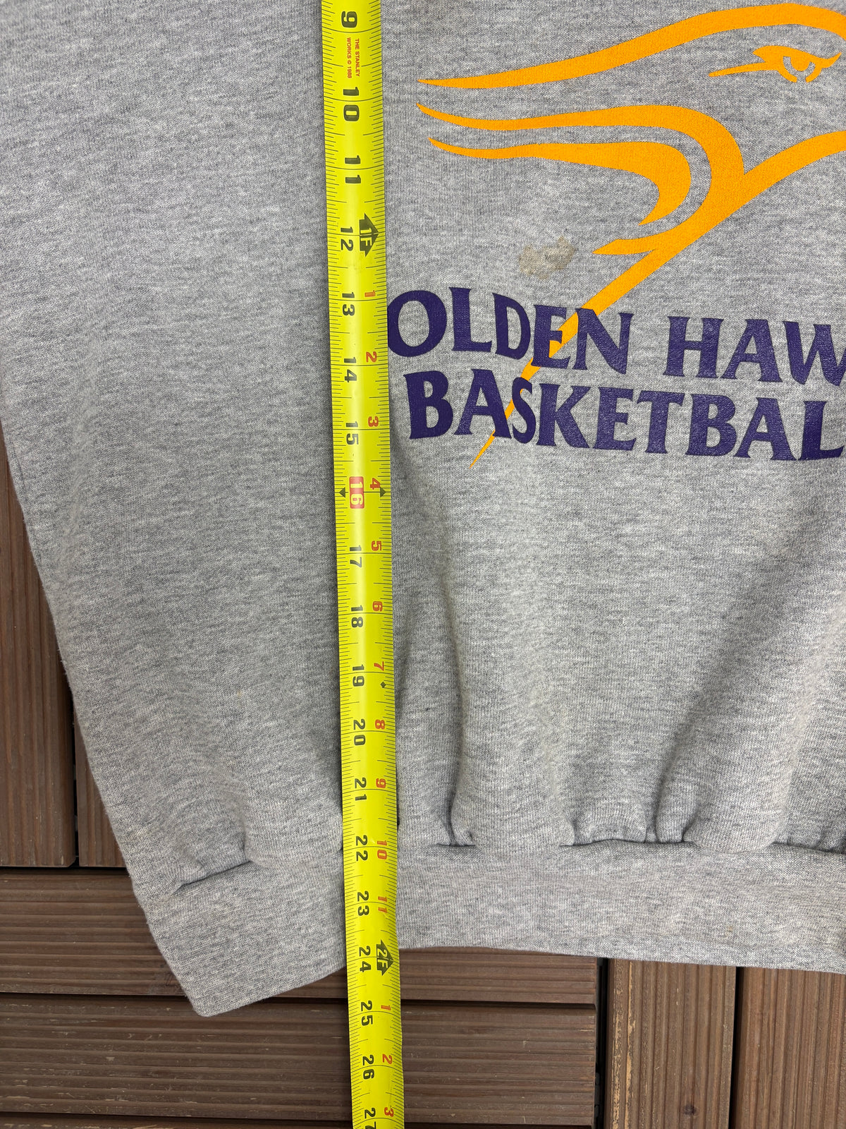 Laurier Golden Hawks Basketball Graphic Crewneck | Size Large | Vintage 2000s University Grey Sweater |
