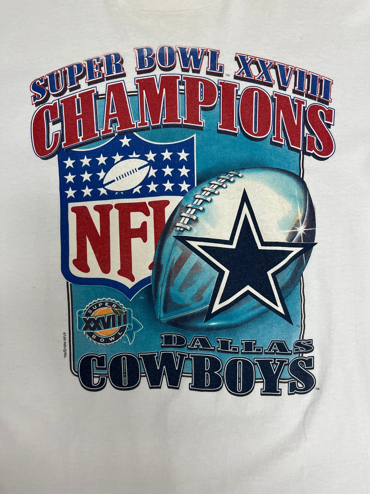 Dallas Cowboys Super Bowl XXVIII Champions Graphic Tee | Size Large | Vintage 1990s NFL Football White T-Shirt |