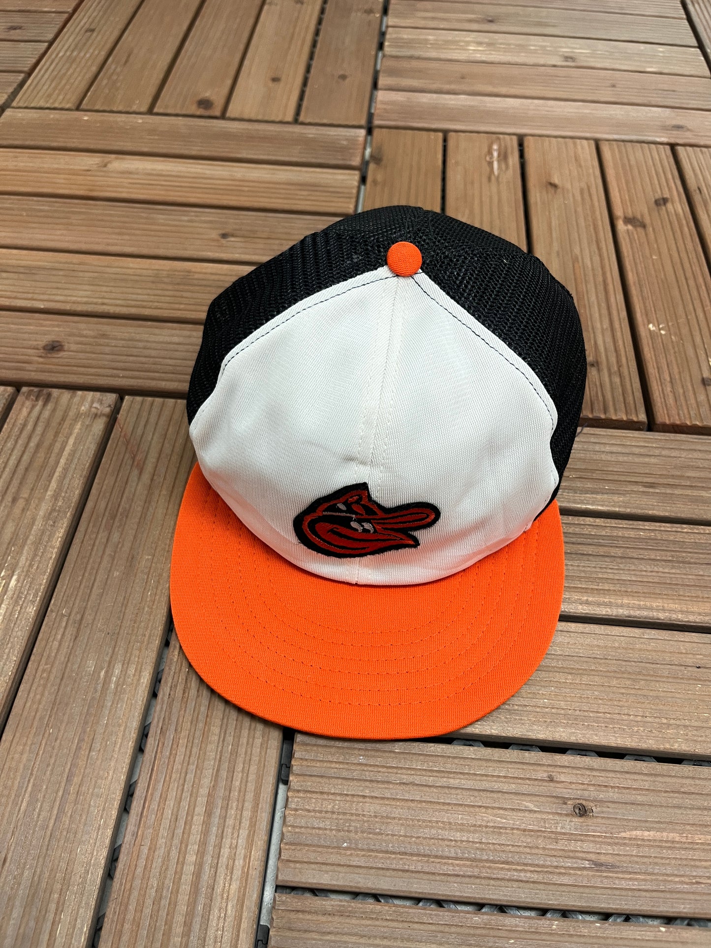 Baltimore Orioles Graphic Hat | Snap Back | Vintage 1990s MLB Baseball Trucker White Cap |