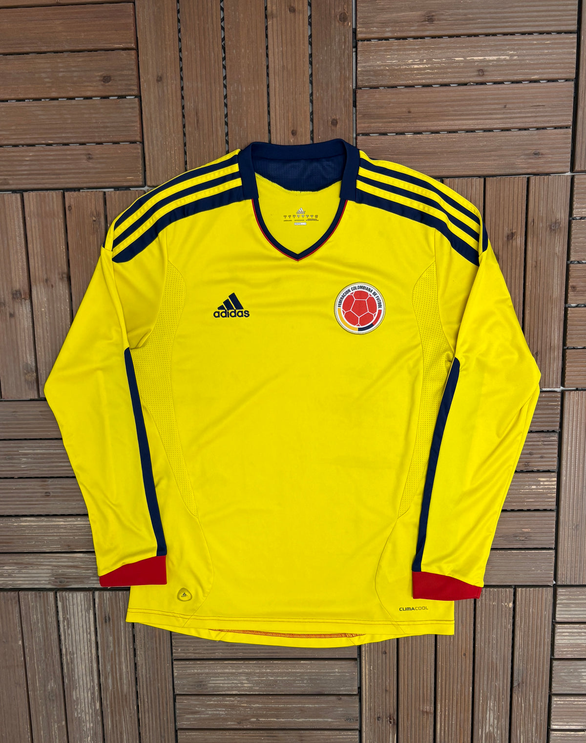 Colombia National Football Team Home Kit | Size Large | Vintage 2000s Yellow Soccer Jersey |