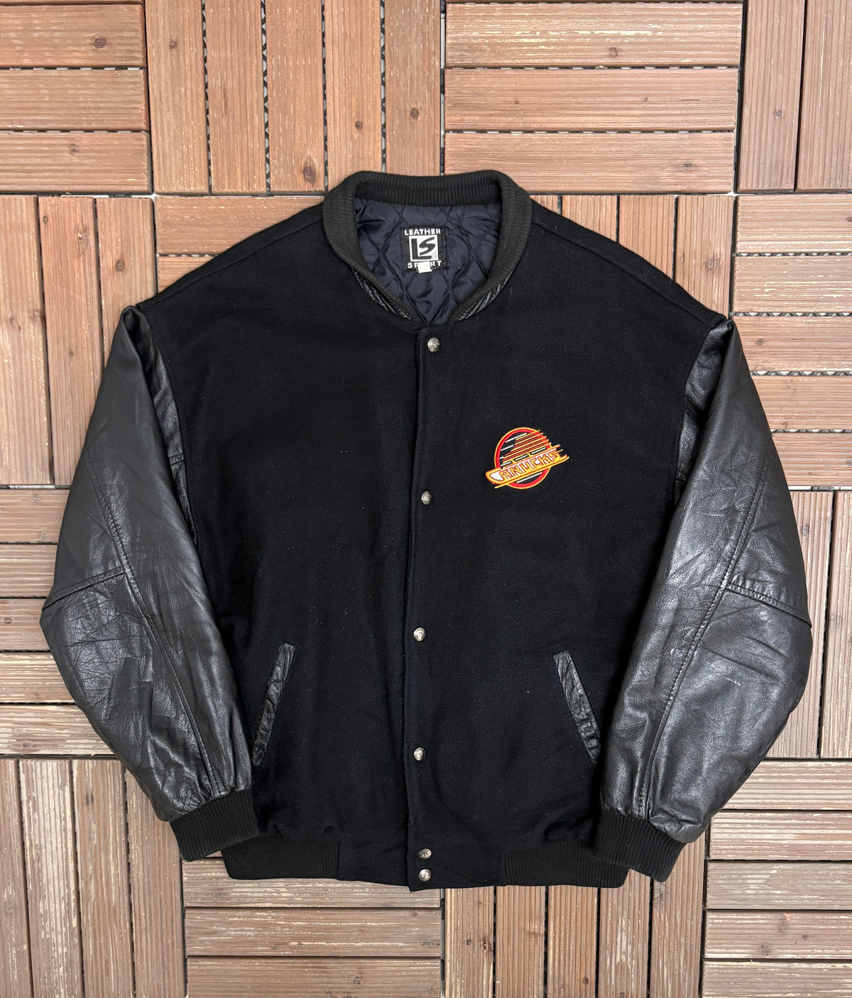 Vancouver Canucks Flying Skate Graphic Jacket | Size X-Large | Vintage 1990s NHL Hockey Black Jacket |