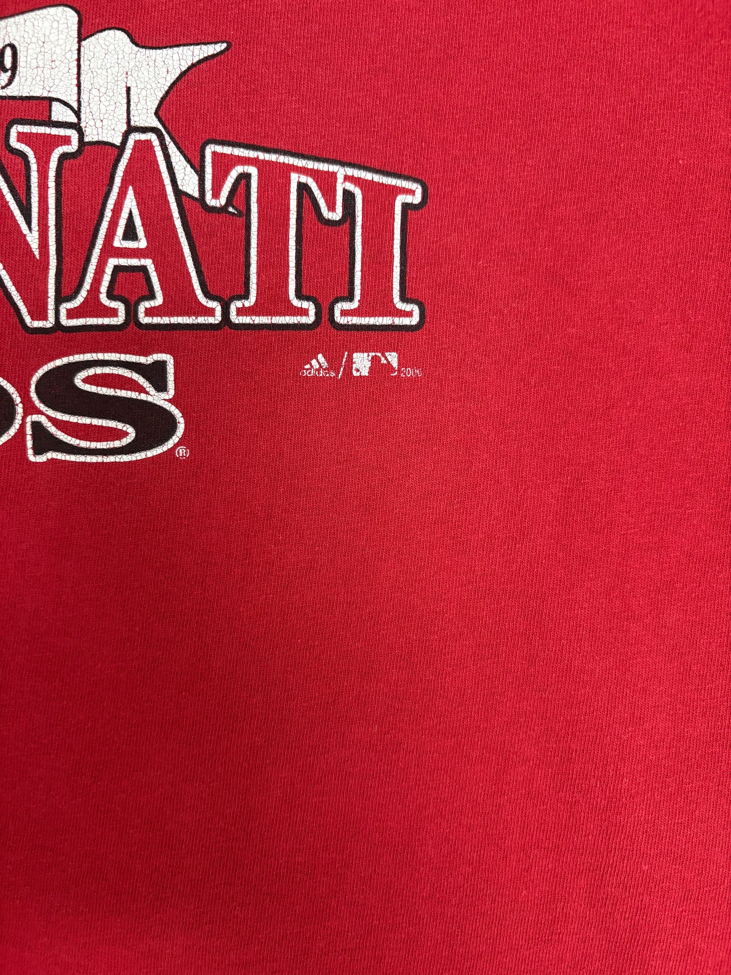 Cincinnati Reds Graphic Tee | Size Large | Vintage 2000s MLB Baseball Red T-Shirt |
