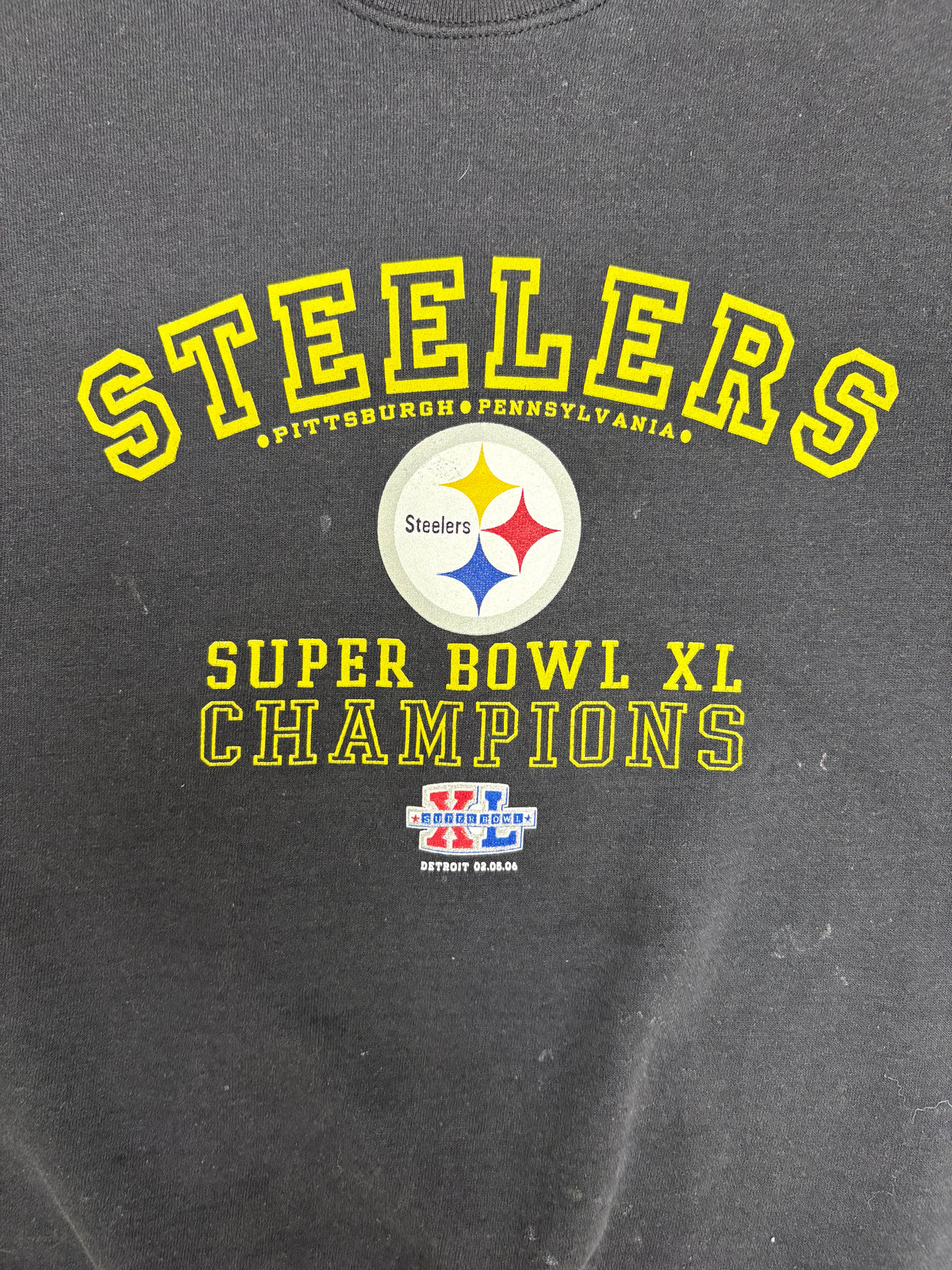 Pittsburgh Steelers Super Bowl XL Champions Graphic Crewneck | Size Medium | Vintage 2000s Football Black Sweater |