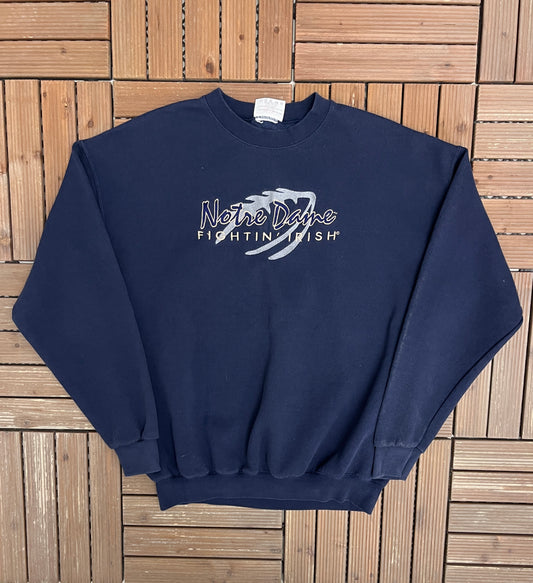 Notre Dame Fightin' Irish Football Graphic Crewneck | Size X-Large | Vintage 1990s College Sports Blue Sweater |