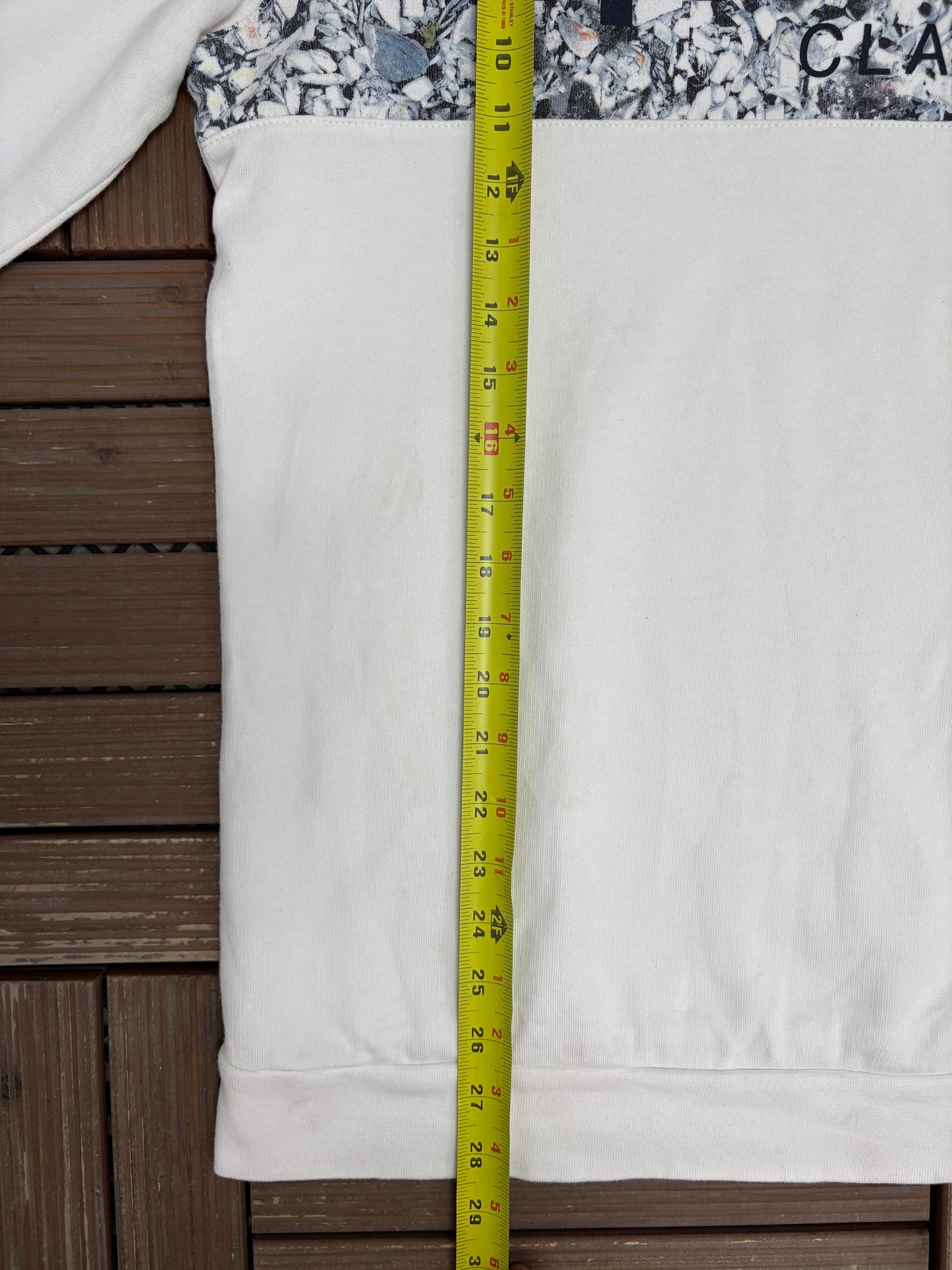 Reebok Classic Graphic Tee | Size Large | Retro White Branded Long Sleeve T-Shirt |