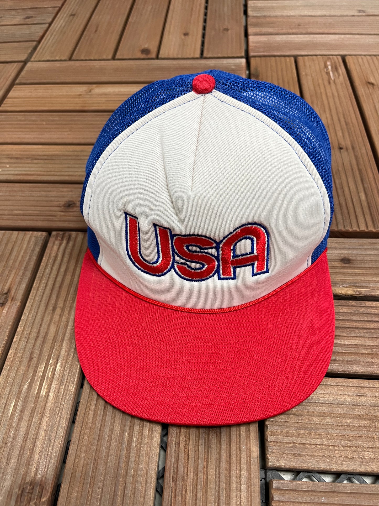 United States of America Embroidered Hat | Snap Back | Vintage 1990s White Trucker Cap |