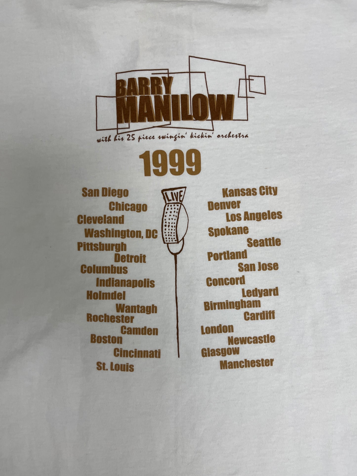 Barry Manilow Live 1999 Graphic Tee | Size X-Large | Vintage 1990s American Singer-Songwriter White T-Shirt |