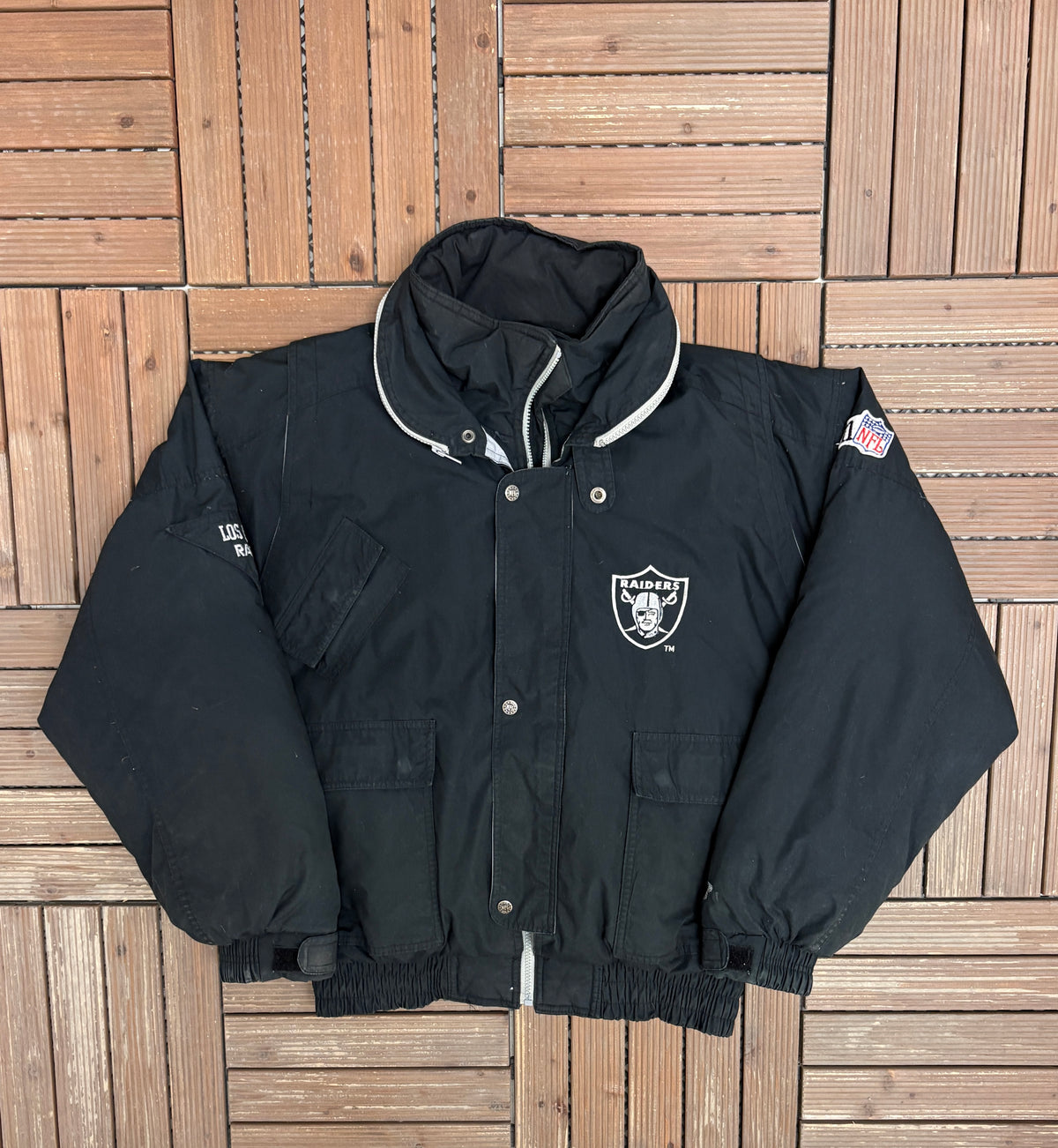 Los Angeles Raiders Puffer Jacket | Size Large | Vintage 1990s NFL Football Black Jacket |