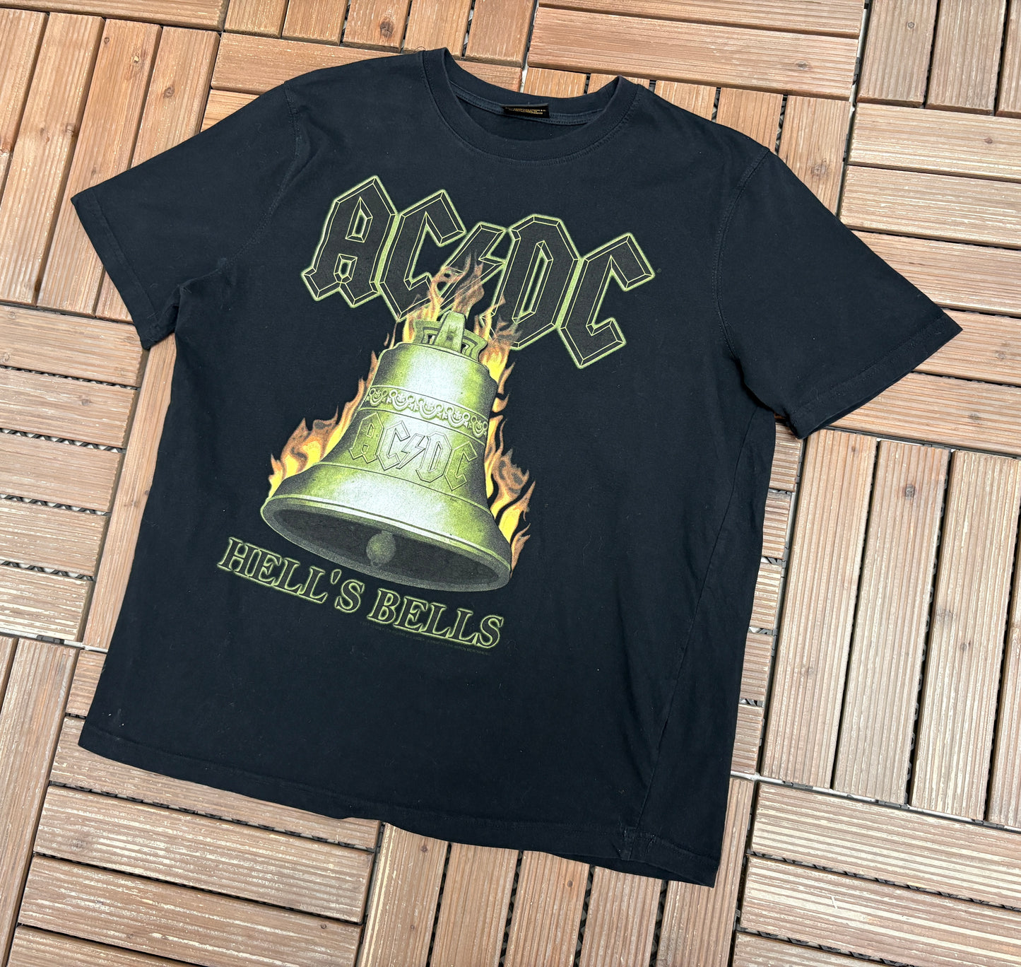 AC/DC Hell's Bells Graphic Tee | Size Large | Vintage 2000s Hard Rock Band Music Black T-Shirt |
