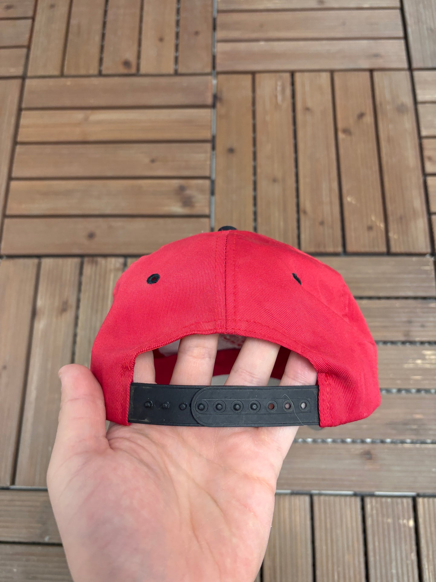Detroit Red Wings Embroidered Graphic Hat | Snap Back | Vintage 2000s NHL Hockey Red Cap |