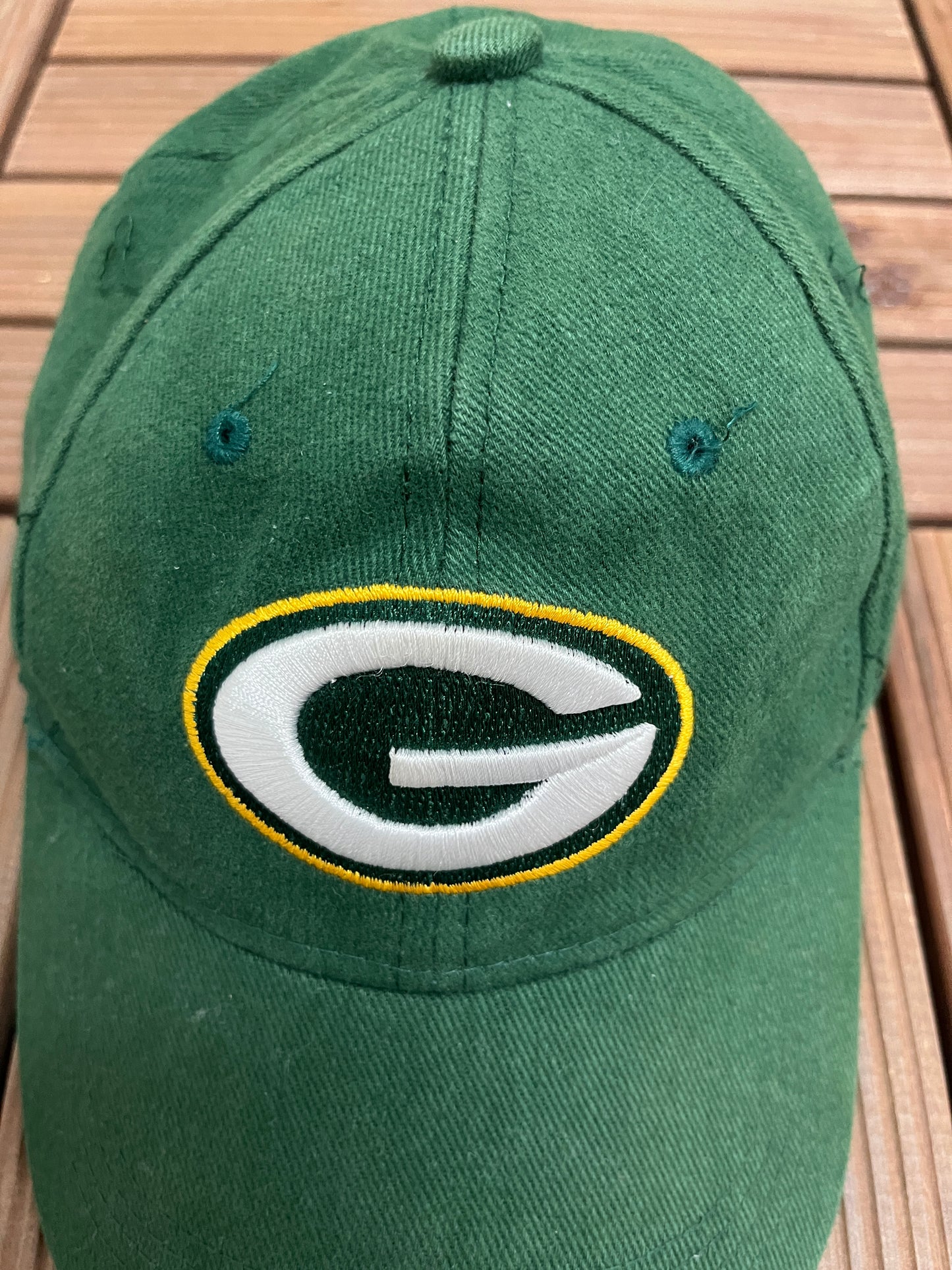 Green Bay Packers Embroidered Graphic Hat | Youth Strap Back | Vintage 2000s NFL Football Green Cap |