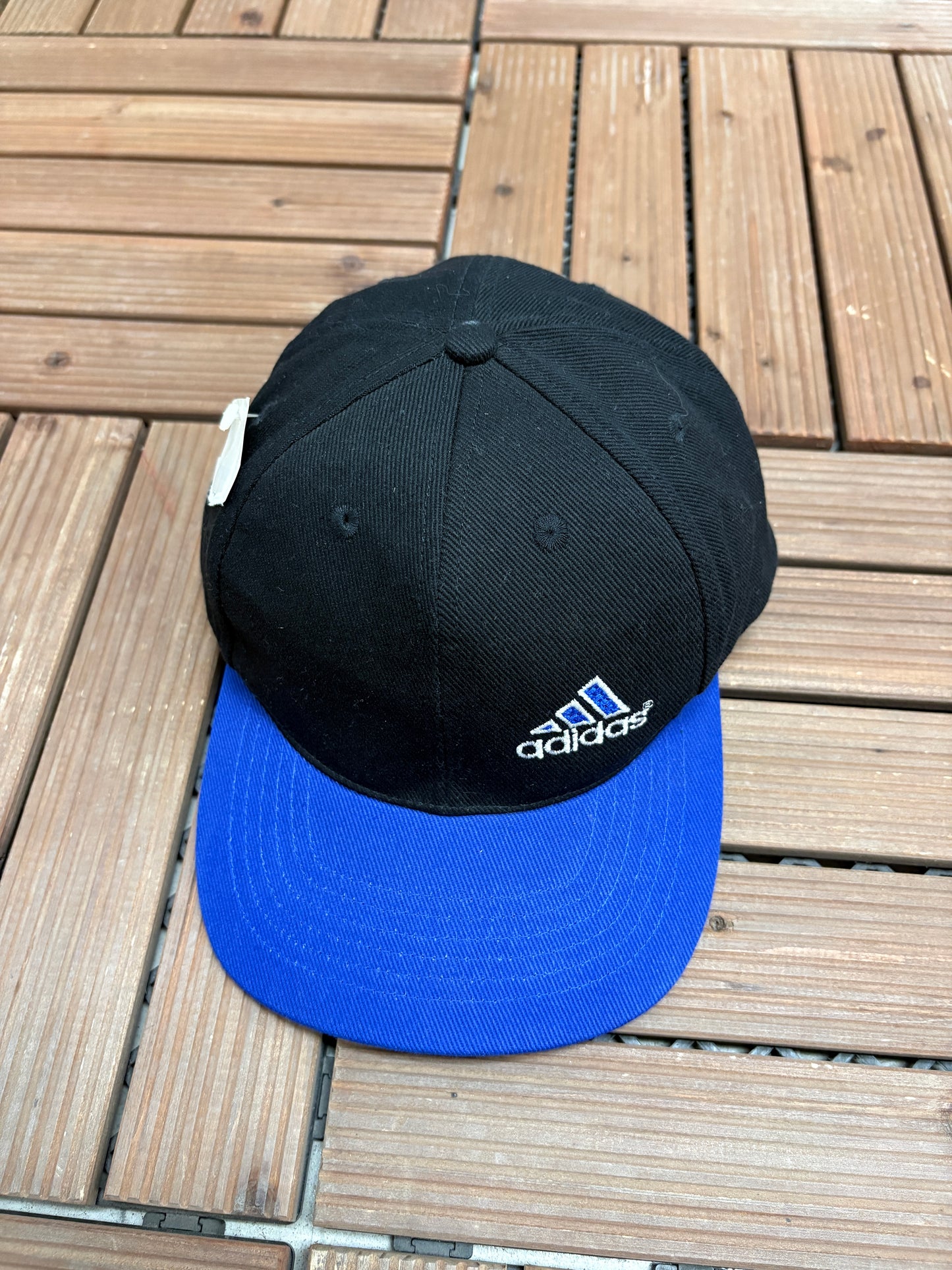 Adidas Small Embroidered Logo Graphic Hat | Snap Back | Vintage 1990s Branded Black Cap |