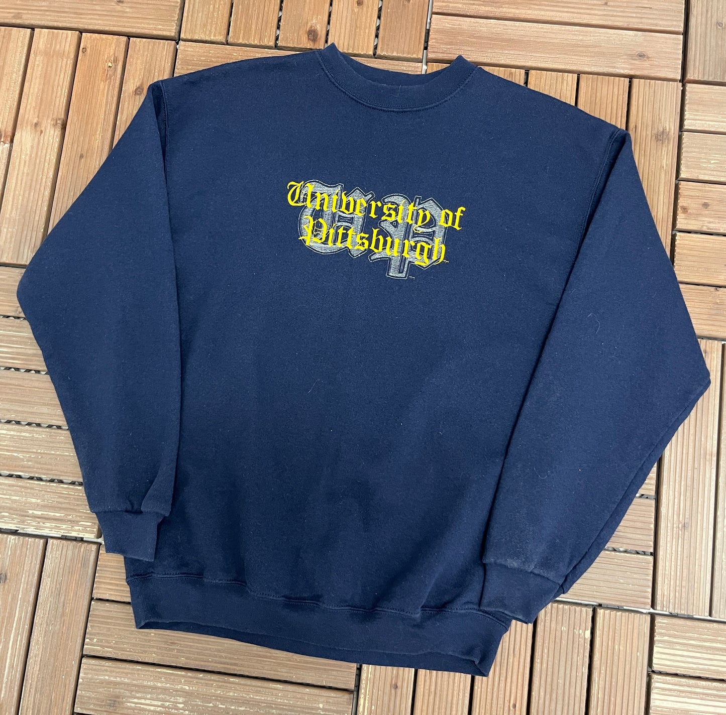 University of Pittsburgh Panthers Graphic Crewneck | Size Medium | Vintage 1990s College Blue Sweater |