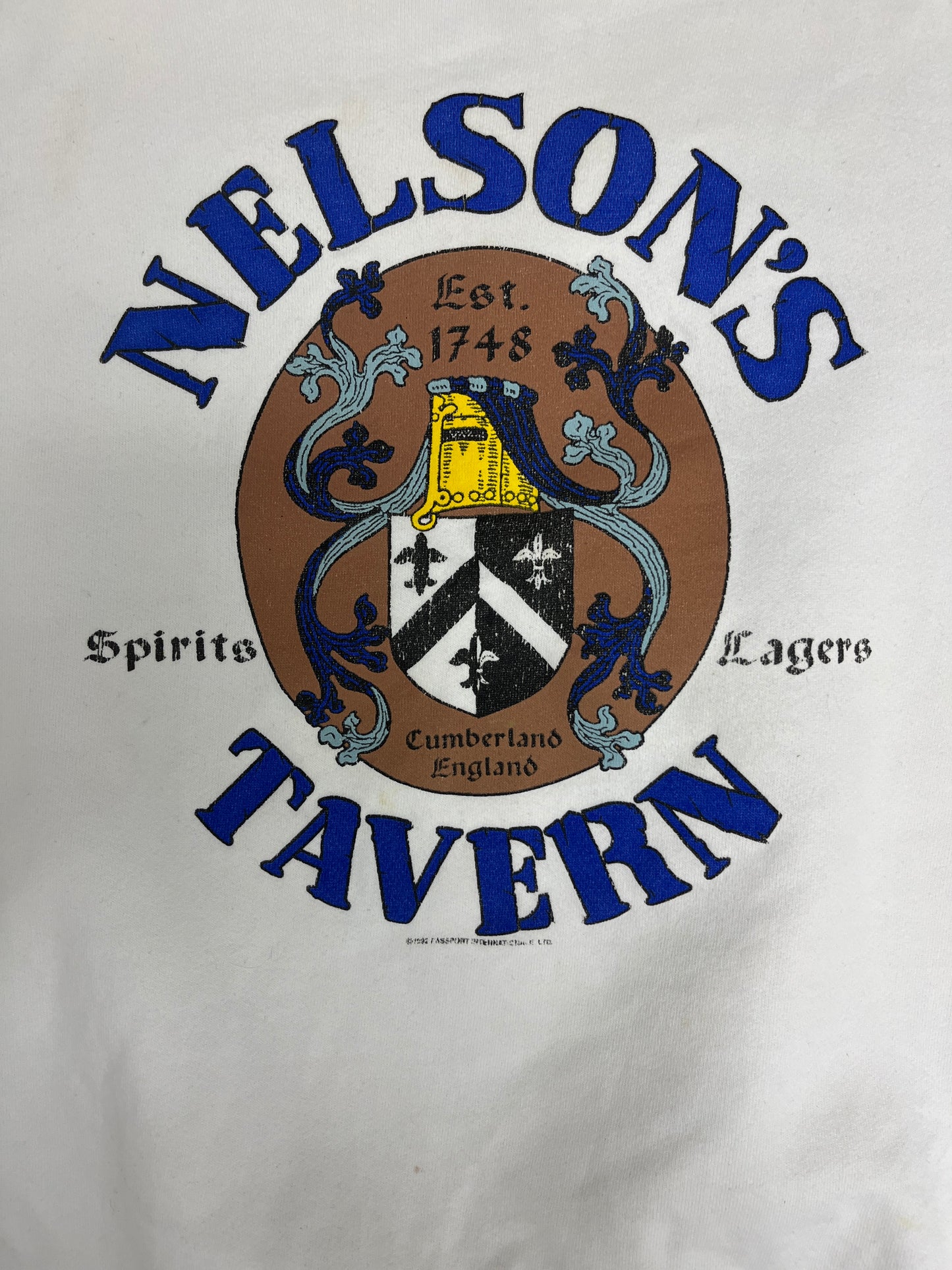 Nelson's Tavern Cumberland, England Graphic Crewneck | Size X-Large | Vintage 1990s Promotional White Sweater | Made in USA |