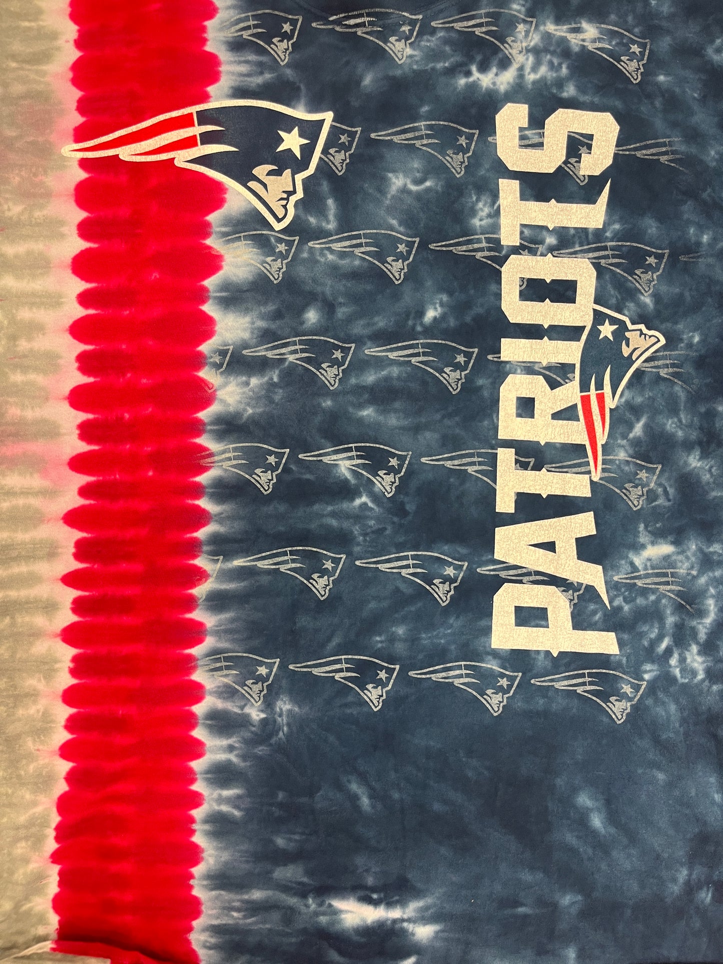 New England Patriots Graphic Tee | Size XX-Large | Vintage 2000s NFL Football Tie Dye T-Shirt |