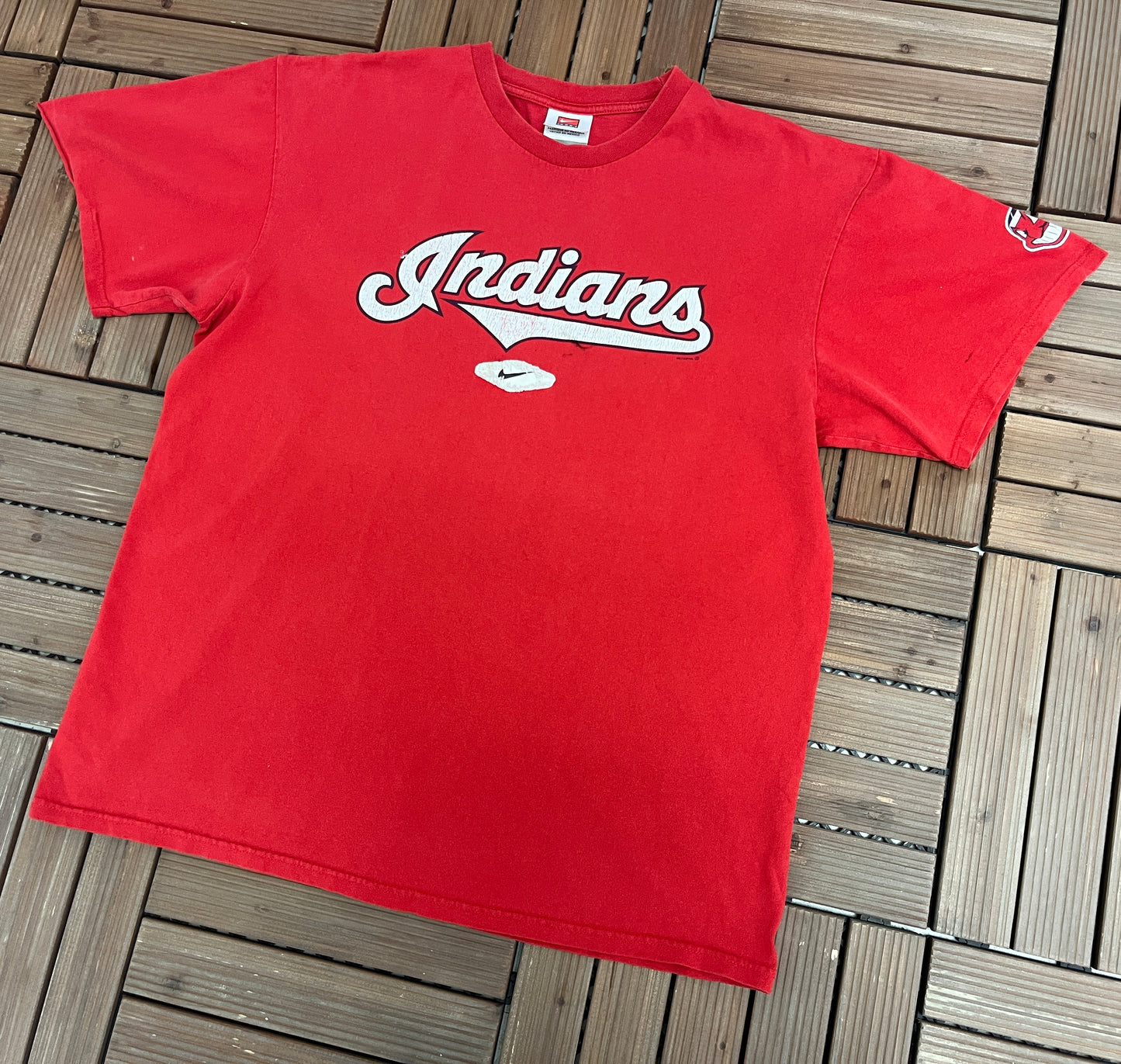 Cleveland Indians Nike Graphic Tee | Size Large | Vintage 2000s Nike MLB Baseball Red T-Shirt |