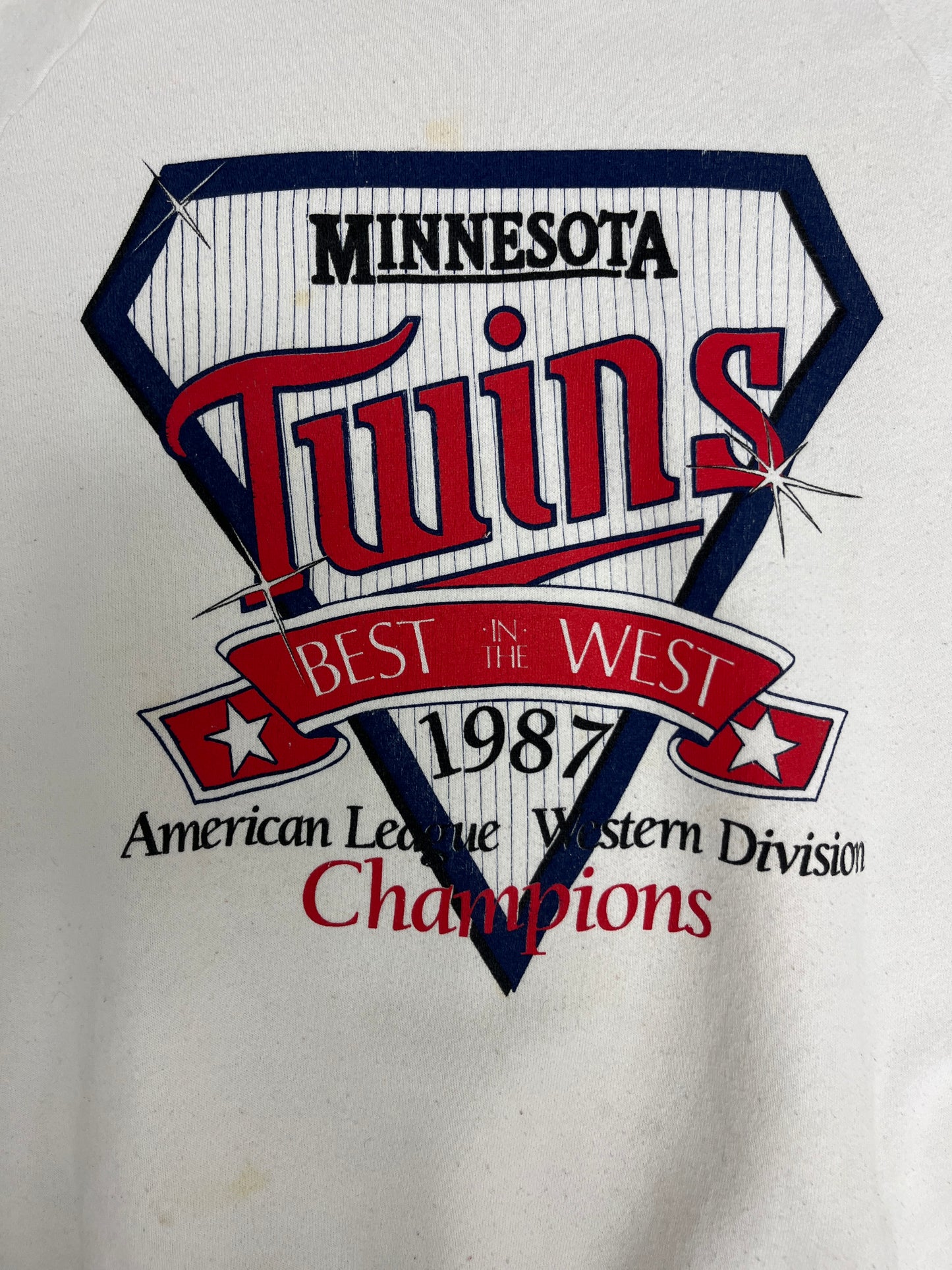 Minnesota Twins AL West Champions 1987 Graphic Crewneck | Size X-Large | Vintage 1980s MLB Baseball White Sweater |