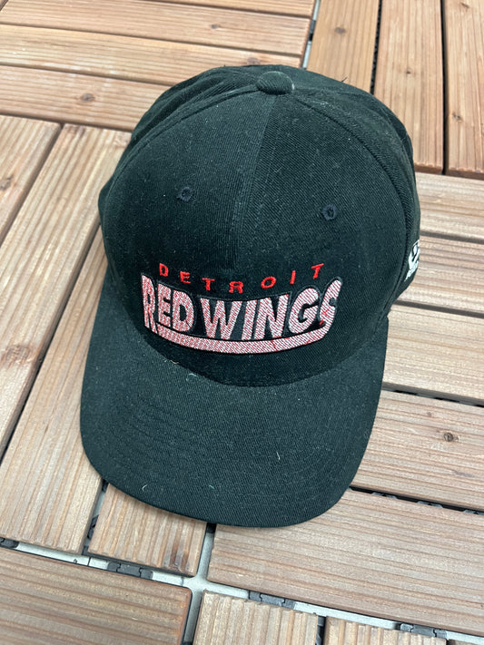 Detroit Red Wings Embroidered Graphic Hat | Snap Back | Vintage 1990s NHL Hockey Black Cap |