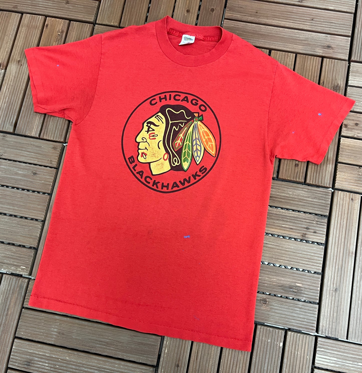 Chicago Blackhawks Graphic Tee | Size Large | Vintage 1980s Single Stitch NHL Hockey Red T-Shirt |